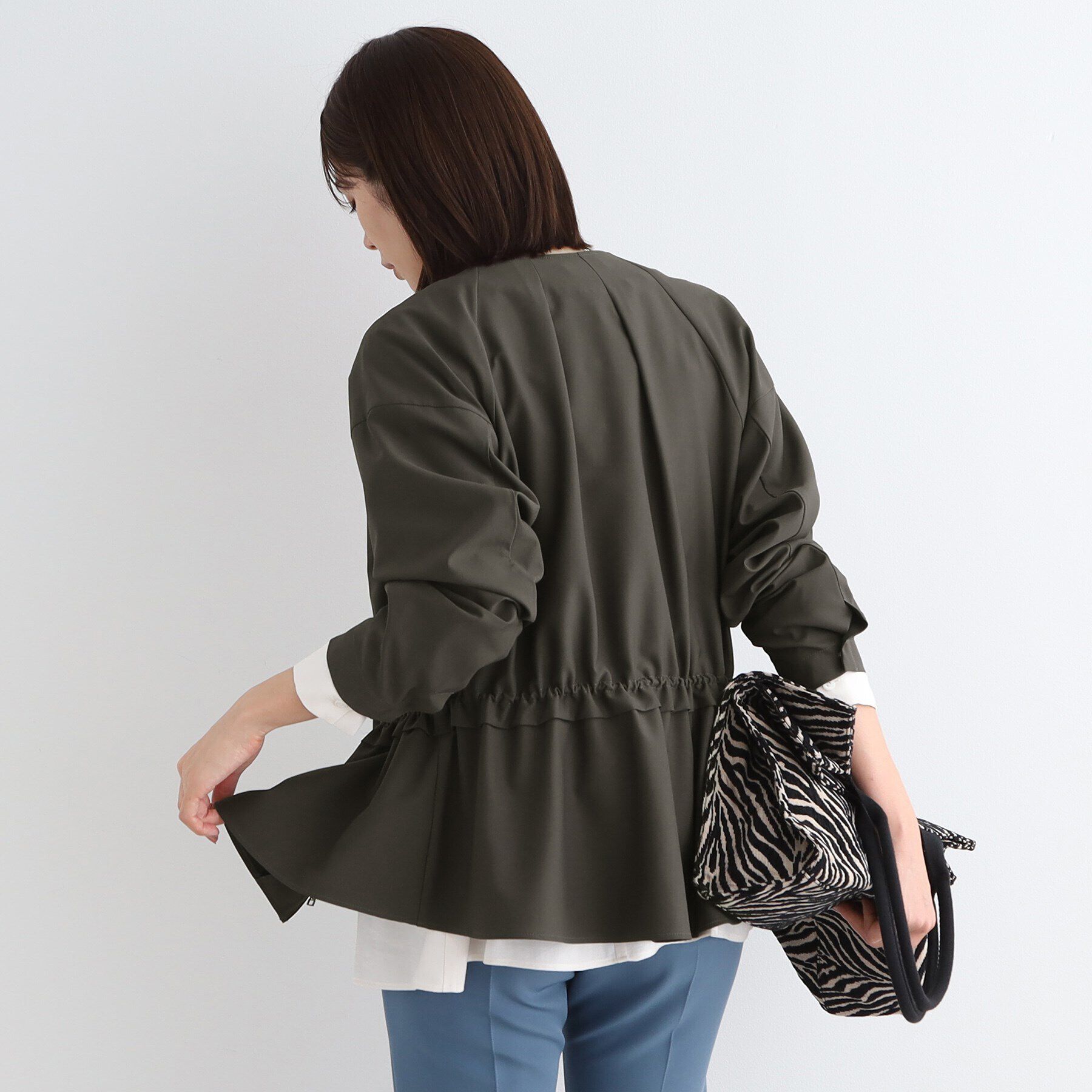 INDIVI「【洗える／撥水】ペプラム風ライトブルゾン」|ブルゾン・スタジャン|