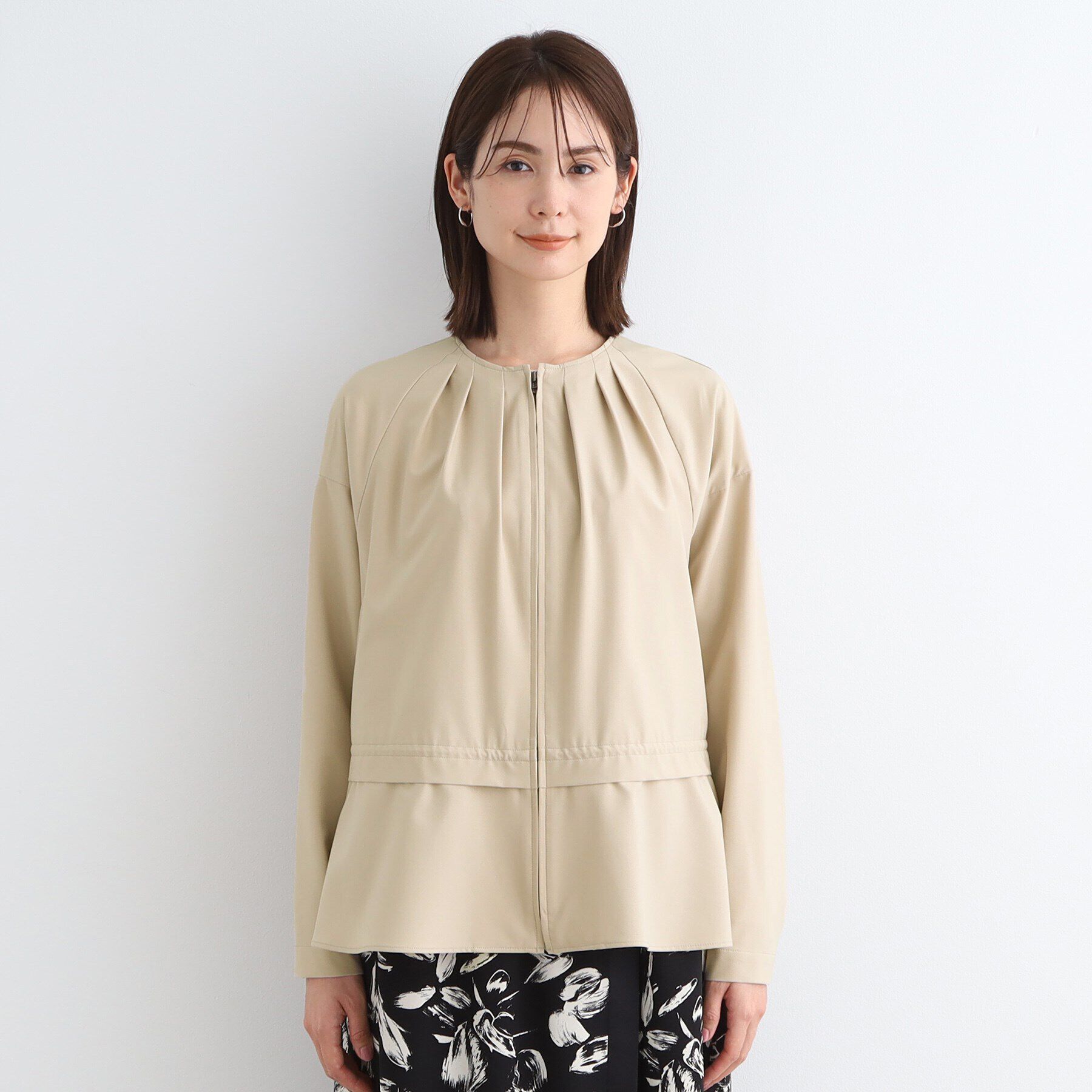 INDIVI「【洗える／撥水】ペプラム風ライトブルゾン」|ブルゾン・スタジャン|