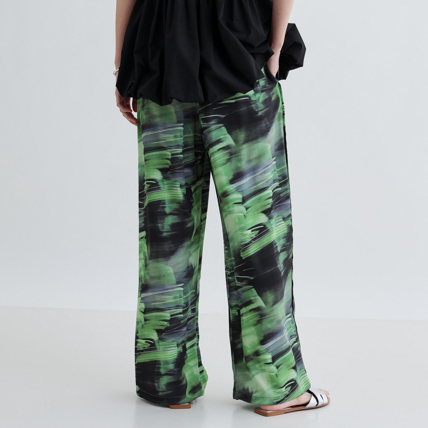 GALLEST「プリントイージーワイドストレートパンツ」|その他|