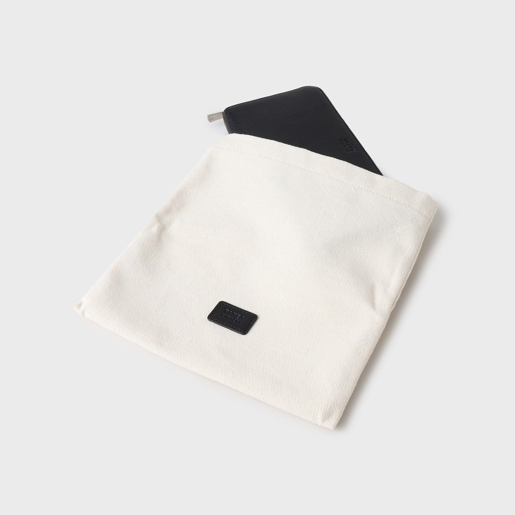 TAKEO KIKUCHI「イタリアンブラックレザー 3方ラウンド長財布」|財布|