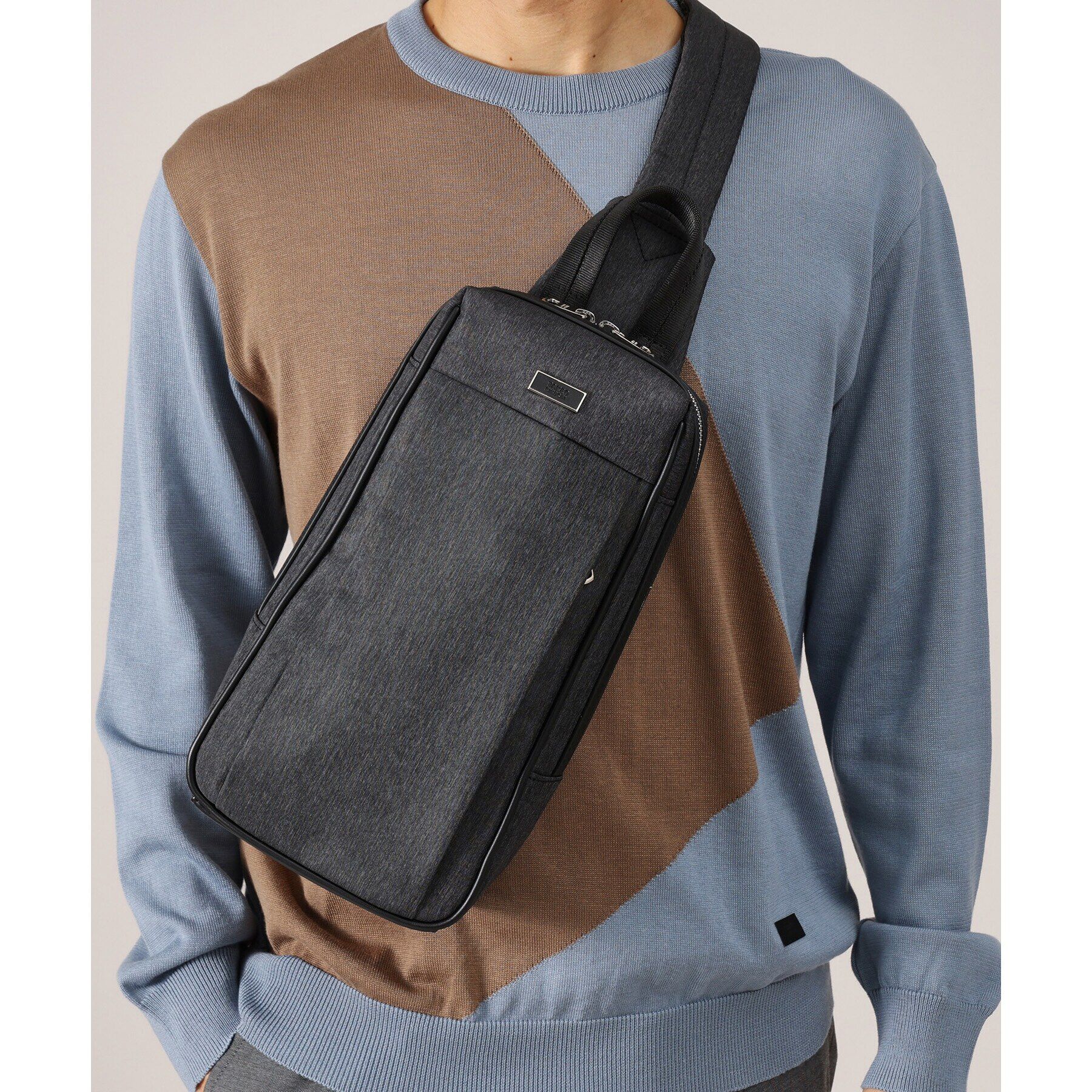 TAKEO KIKUCHI「ヘアラインスリム ワンショルダーバッグ」|ショルダー・メッセンジャー|