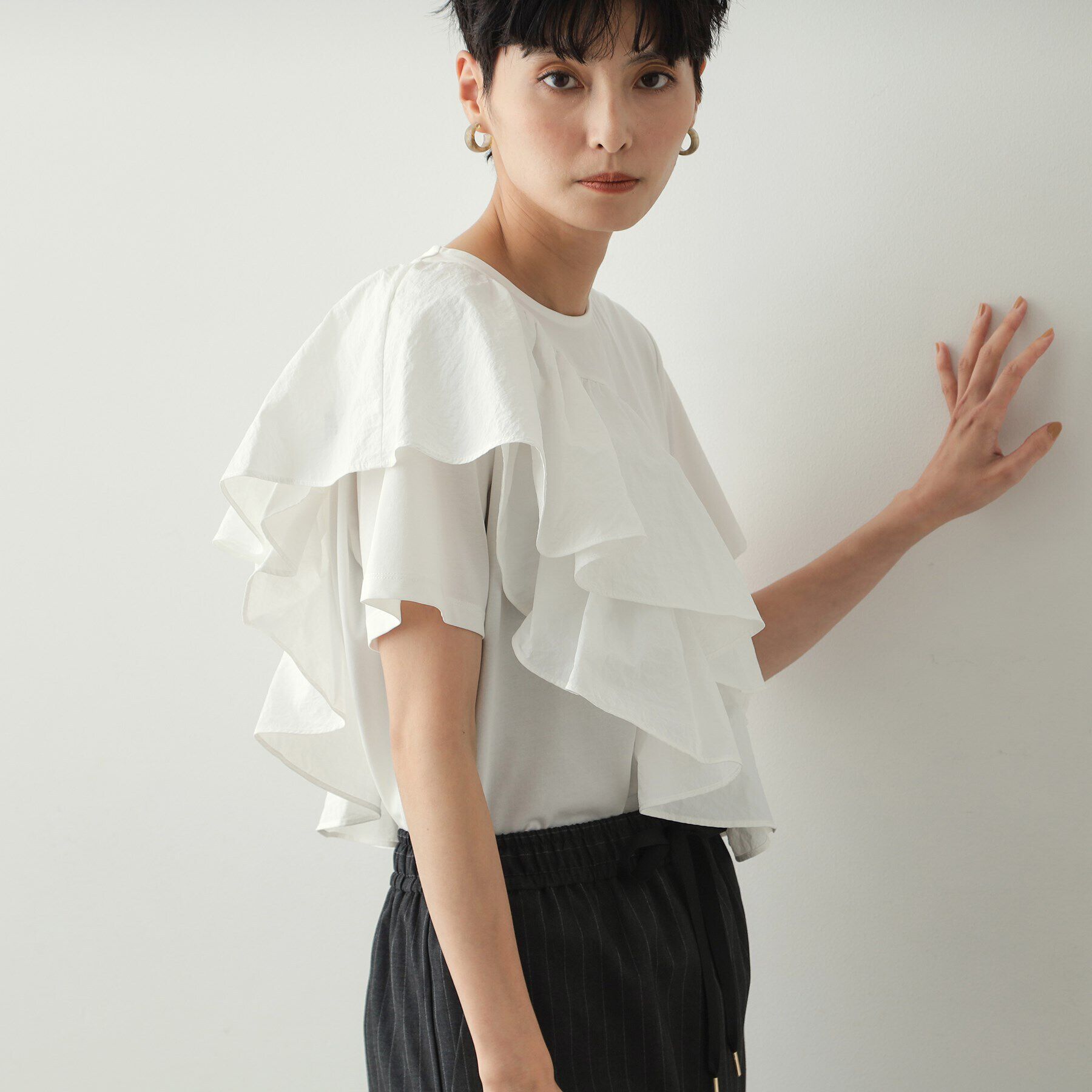 OPAQUE.CLIP「2段フリルカットソー【洗濯機洗い可】」|Tシャツ・カットソー|ホワイト(001)