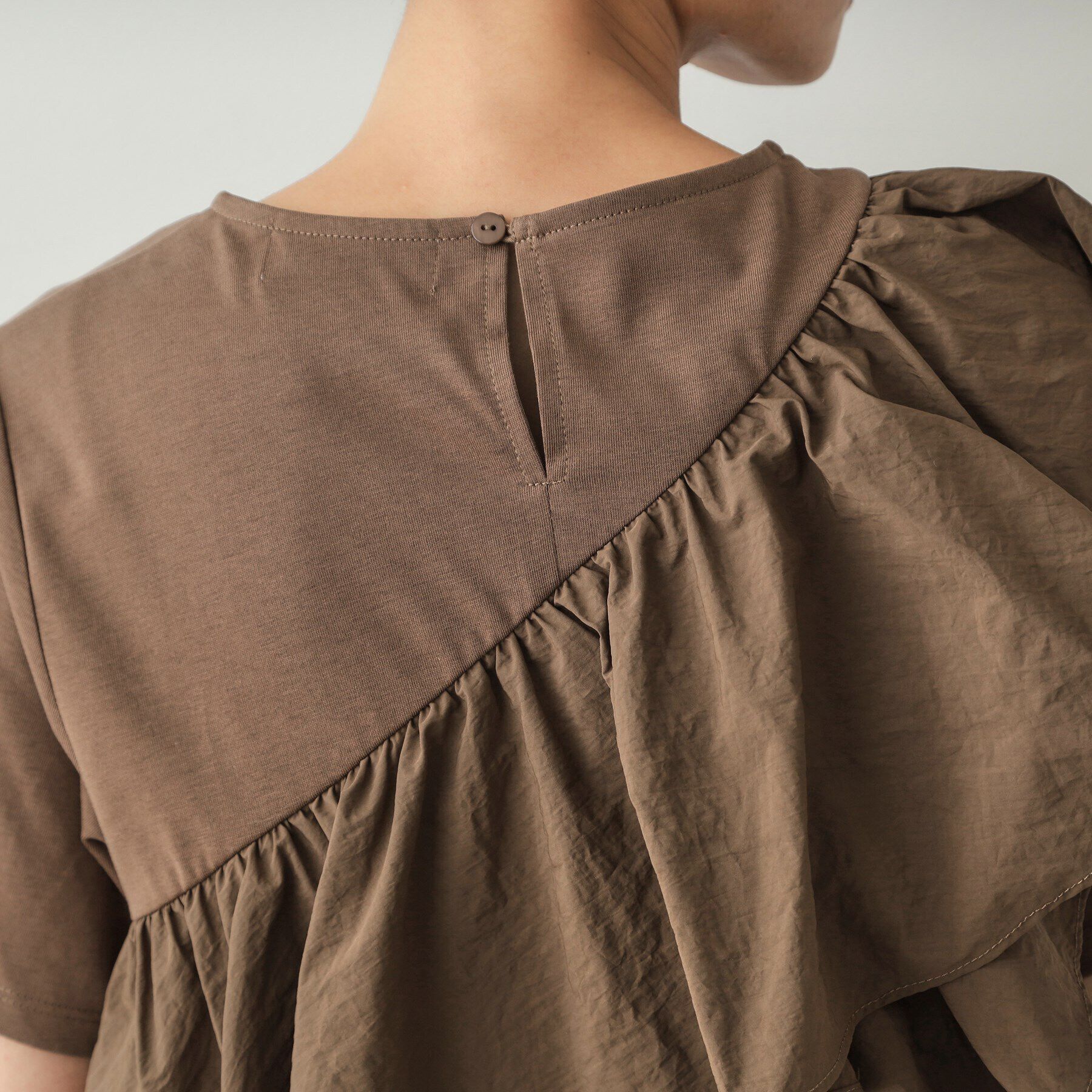 OPAQUE.CLIP「2段フリルカットソー【洗濯機洗い可】」|Tシャツ・カットソー|