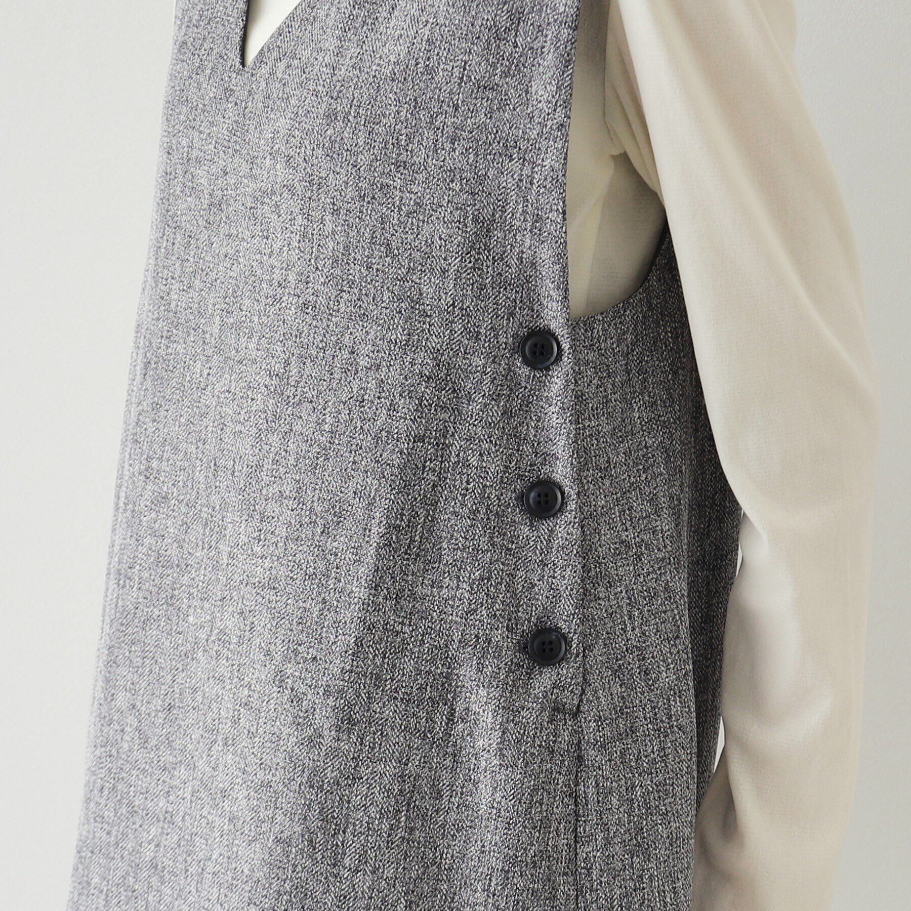 OPAQUE.CLIP「Vネックミニジャンスカ【洗濯機洗い可】」|ワンピース|