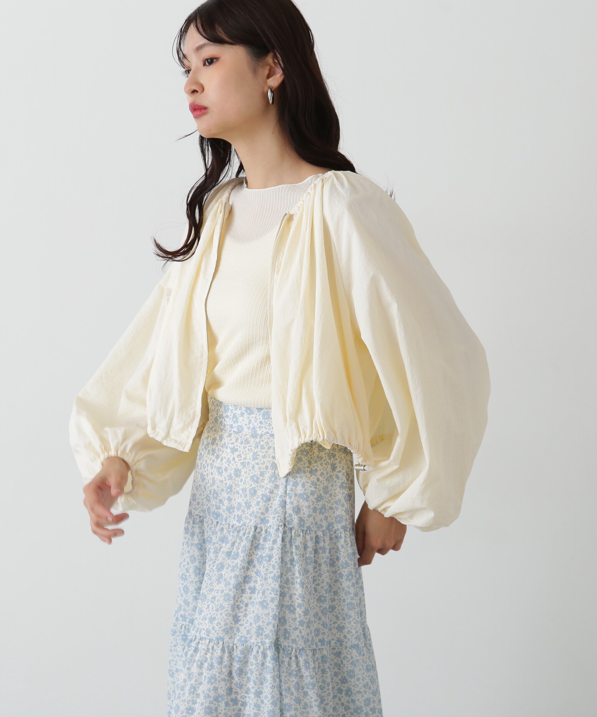  「ギャザーネックショートブルゾン」|ブルゾン・スタジャン|