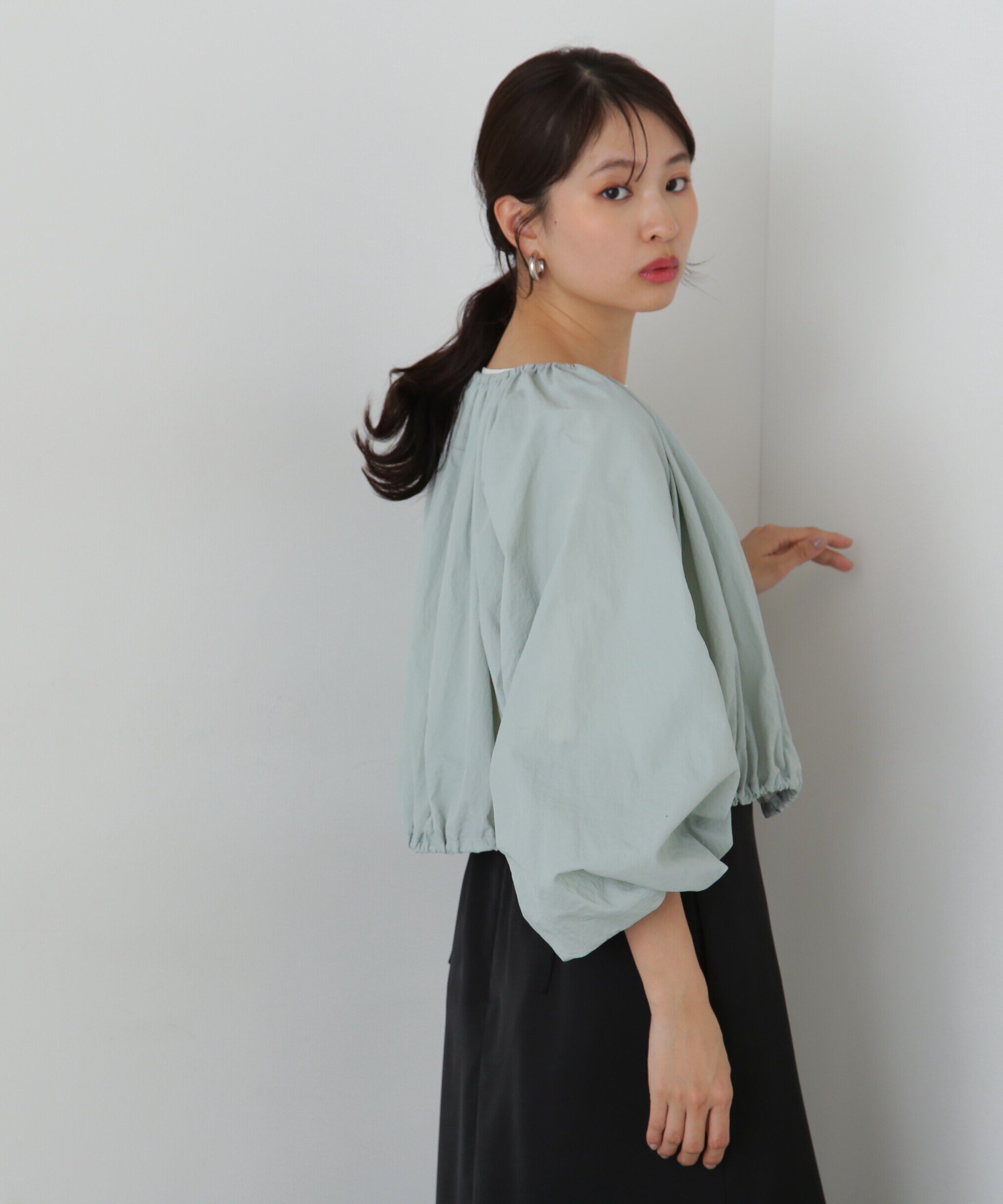  「ギャザーネックショートブルゾン」|ブルゾン・スタジャン|