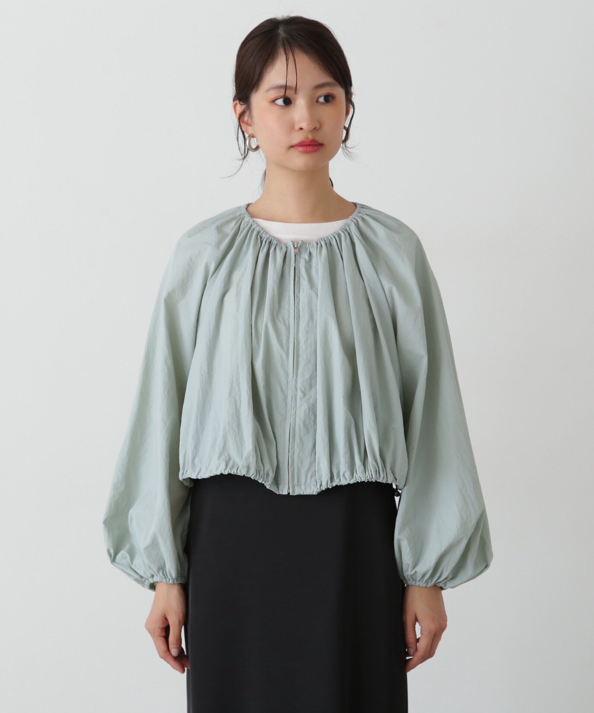  「ギャザーネックショートブルゾン」|ブルゾン・スタジャン|