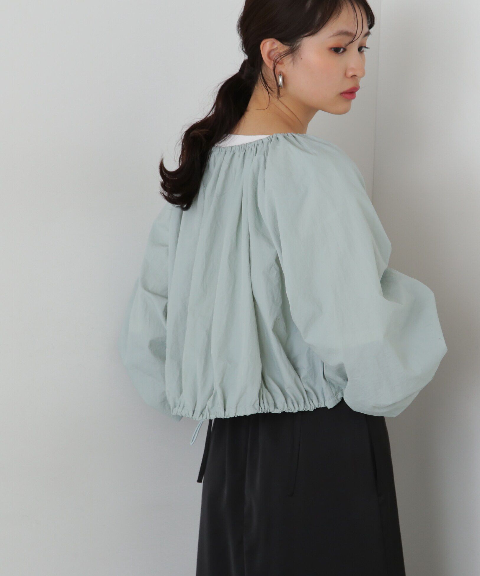  「ギャザーネックショートブルゾン」|ブルゾン・スタジャン|