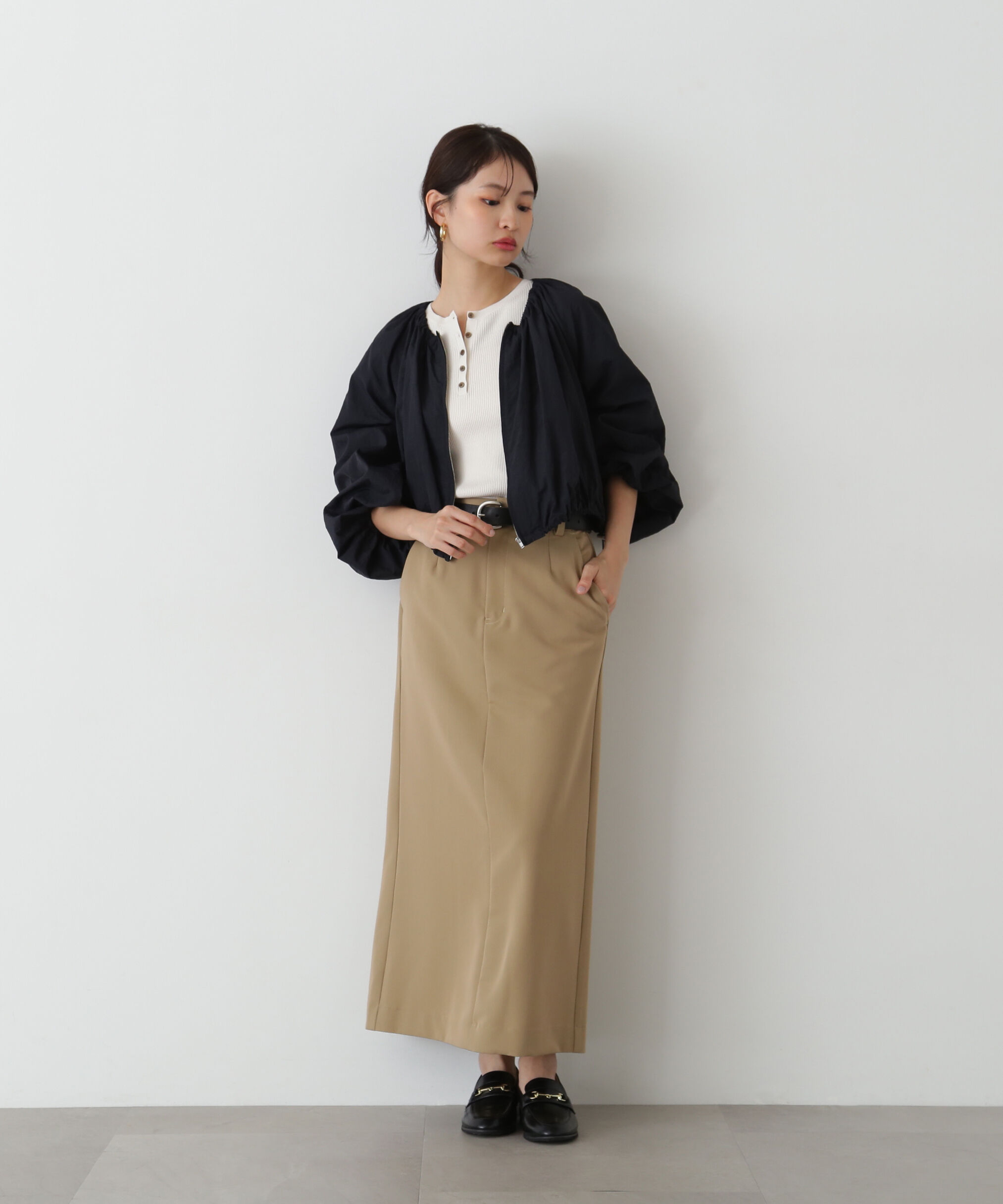  「ギャザーネックショートブルゾン」|ブルゾン・スタジャン|