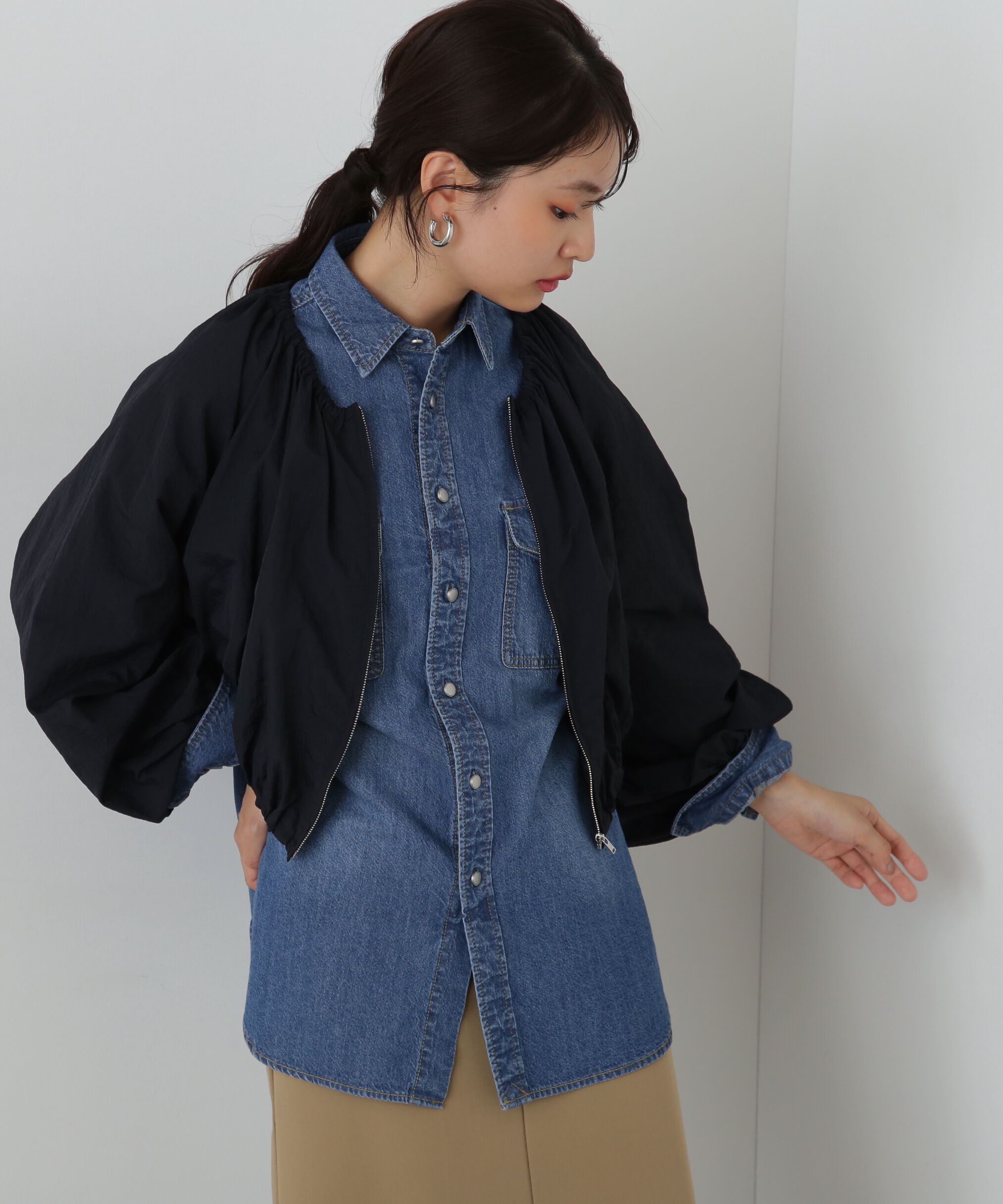  「ギャザーネックショートブルゾン」|ブルゾン・スタジャン|