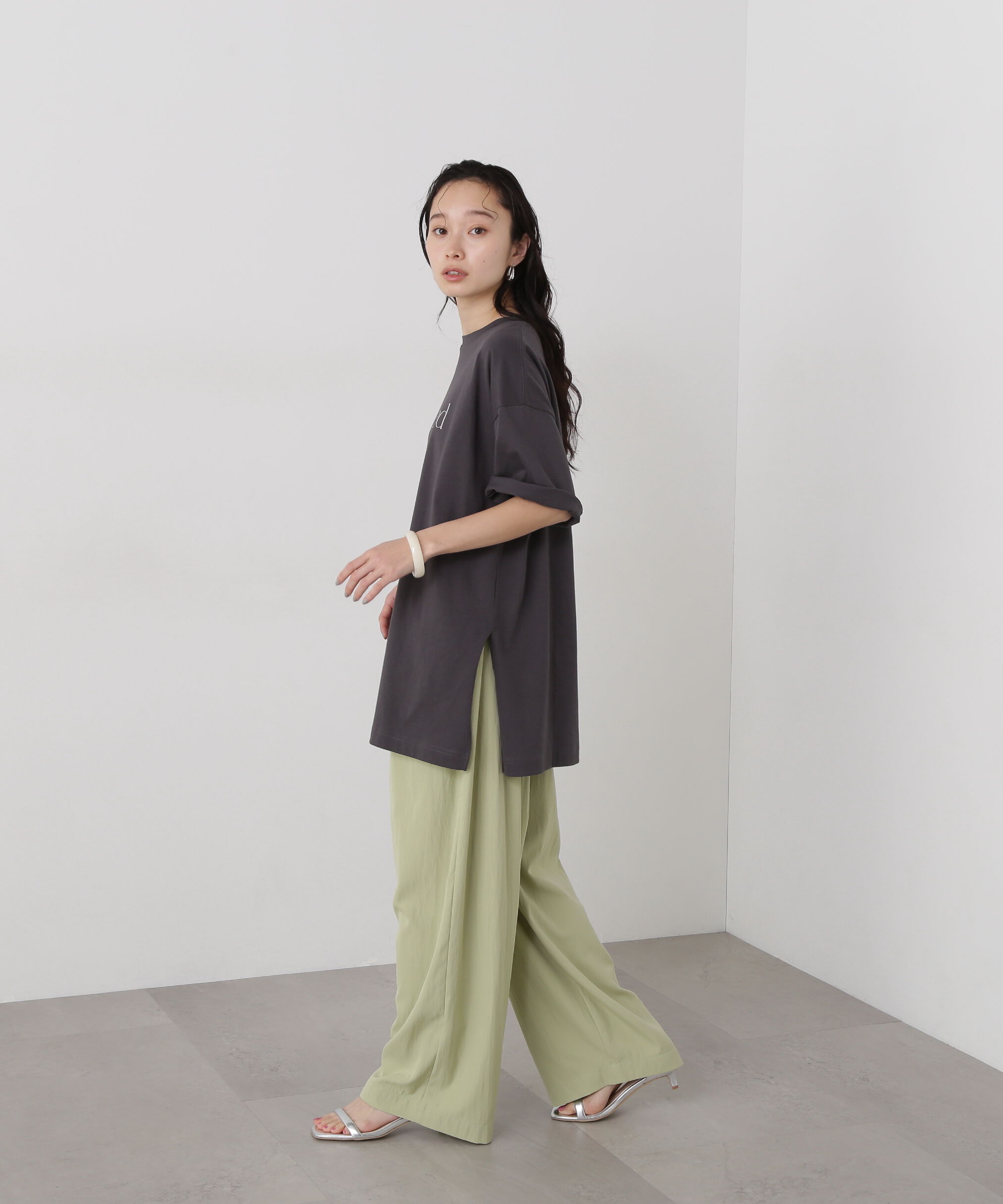  「オーバーサイズロゴプリントTシャツ」|Tシャツ・カットソー|