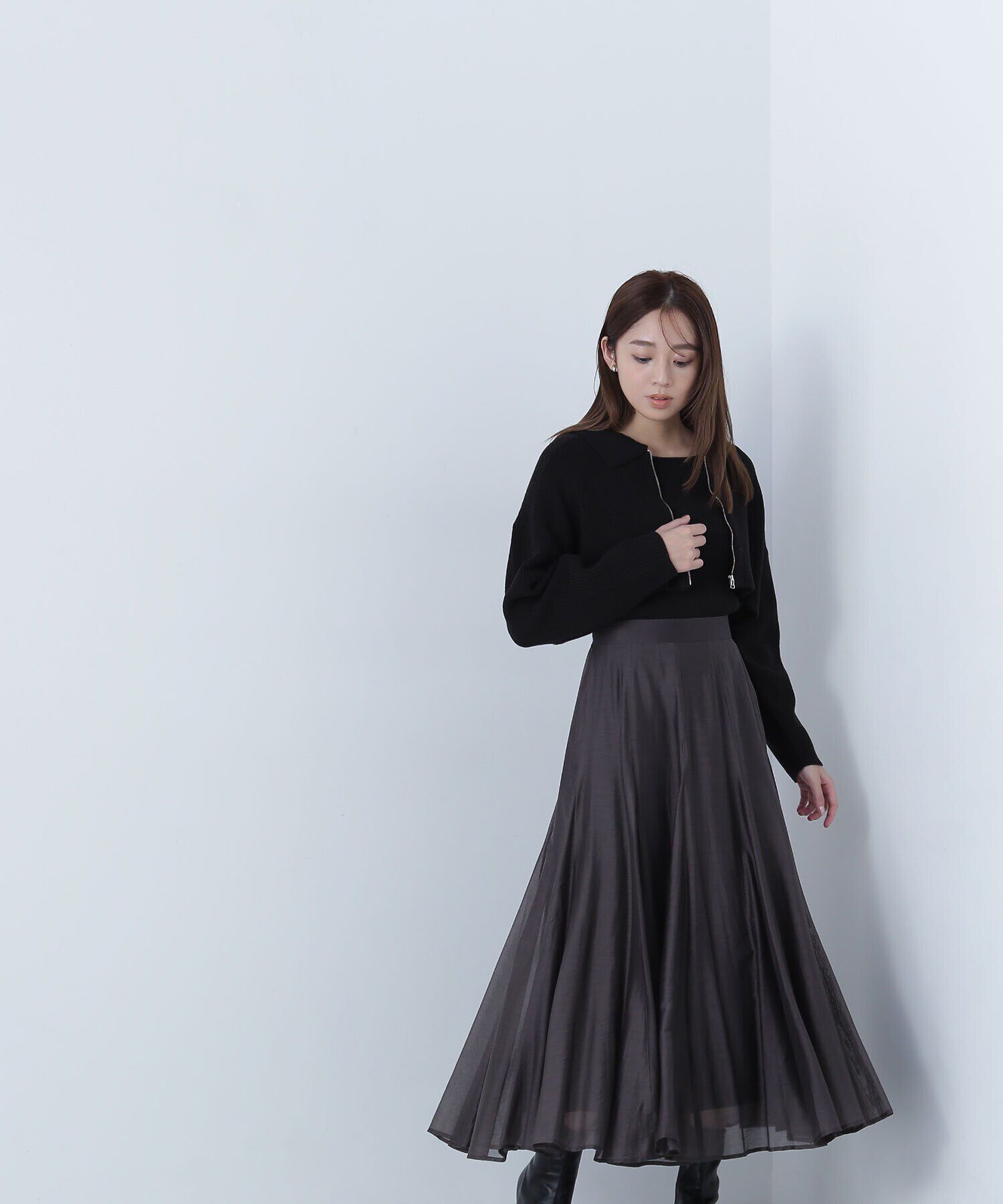 「シャイニーシアーボイルスカート」|スカート|チャコール1