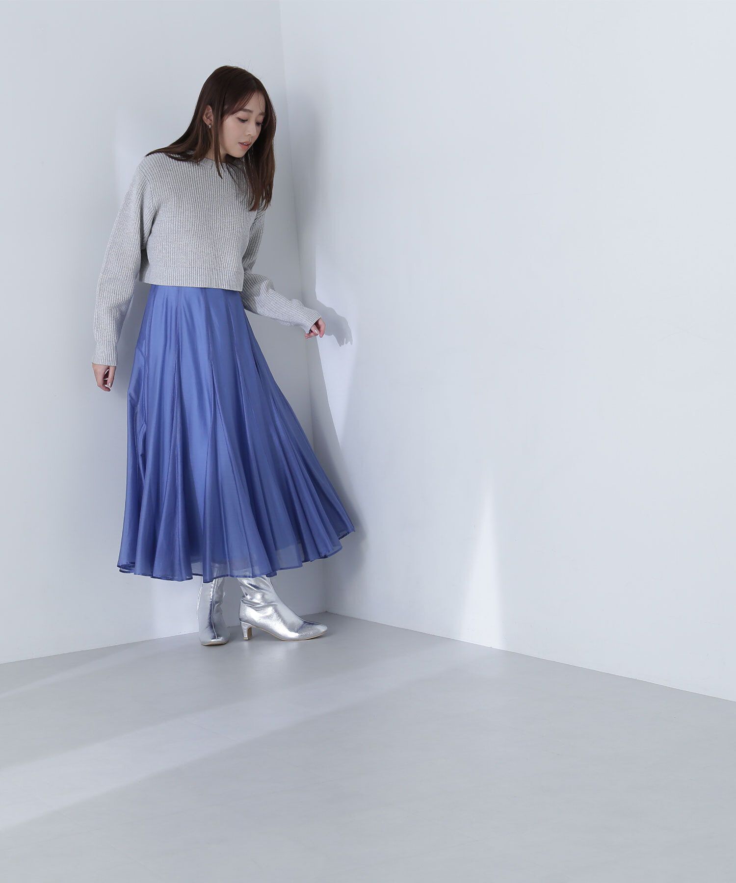  「シャイニーシアーボイルスカート」|スカート|ブルー