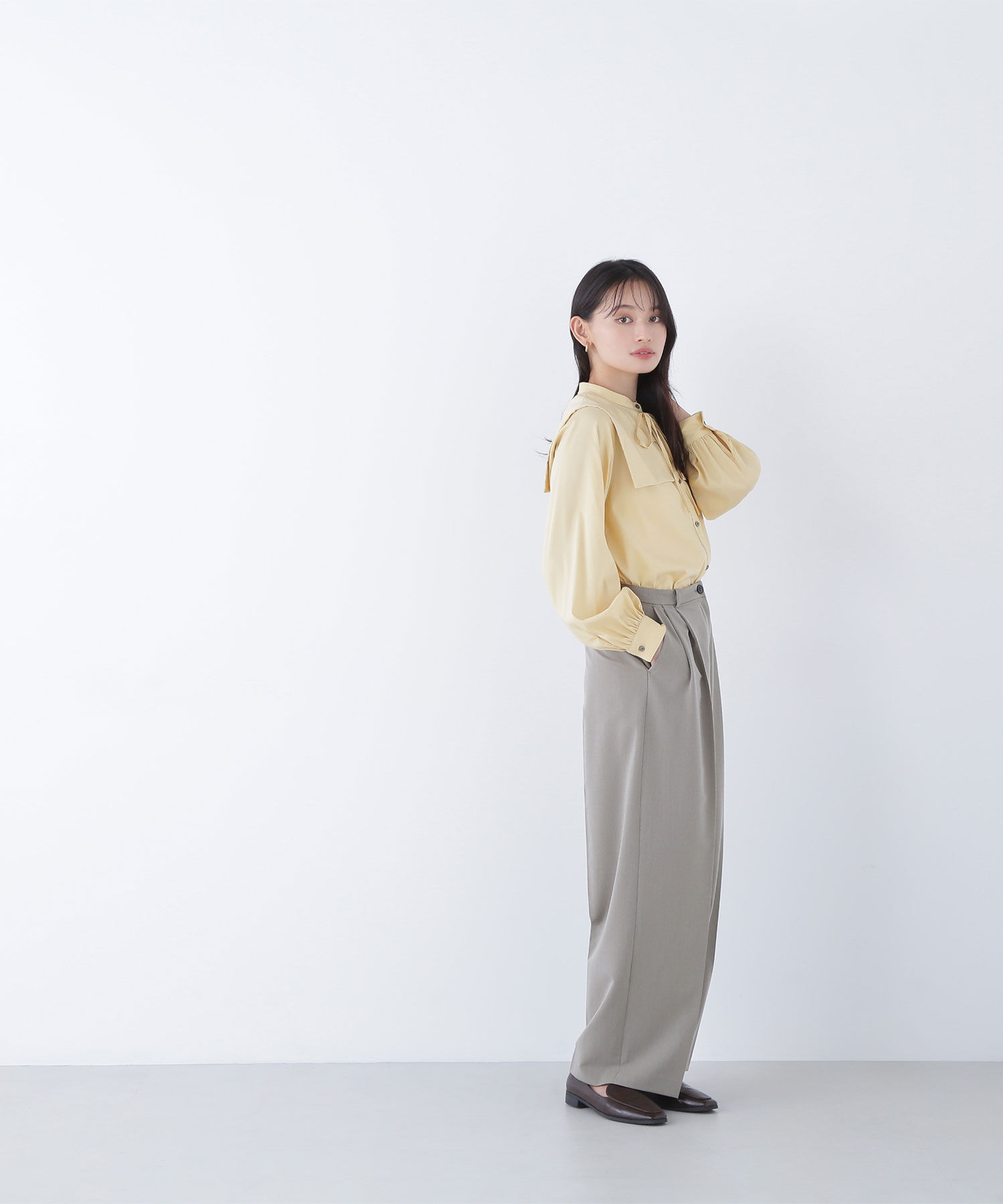  「スクエアカラーブラウス」|シャツ・ブラウス|