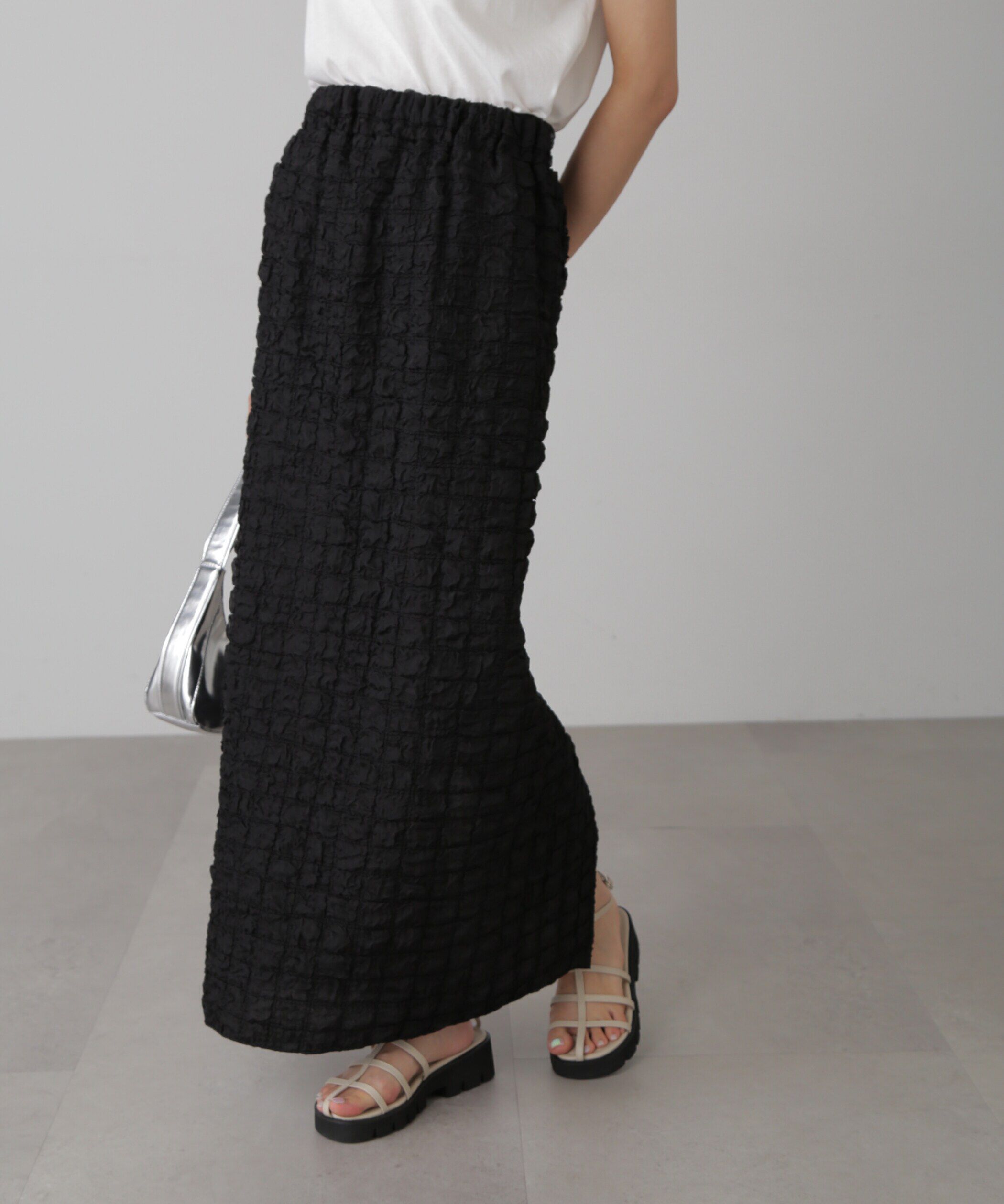  「ぽこぽこナロースカート」|スカート|ブラック