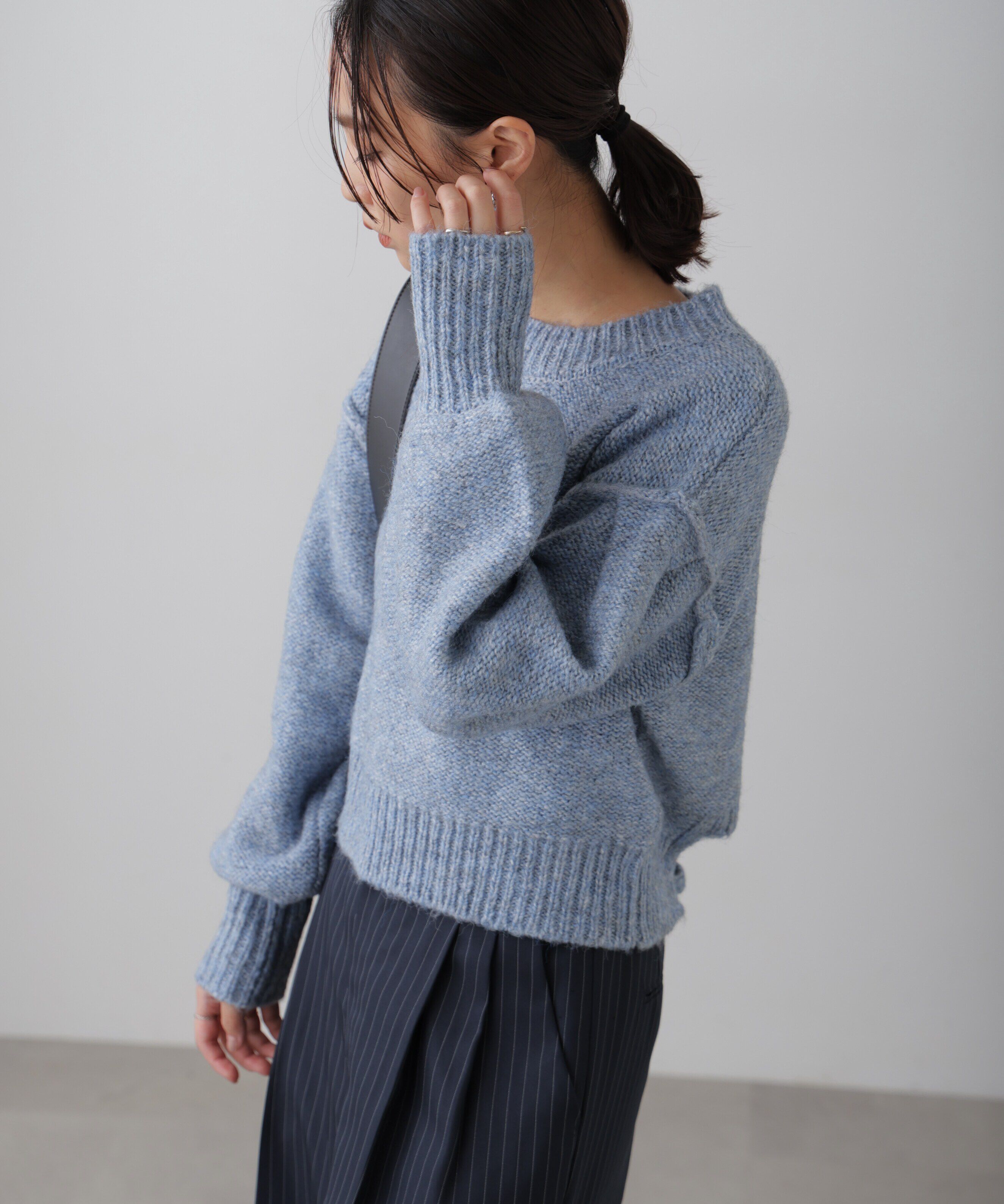  「バックリボンショート丈ニット」|ニット・セーター|