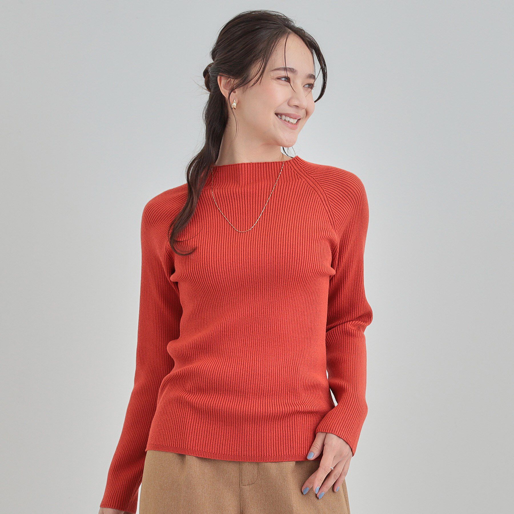 SHOO･LA･RUE「【絶妙なゆるピタ/洗濯機可】ちくちくしにくい リブハイネックやわらかニット」|ニット・セーター|