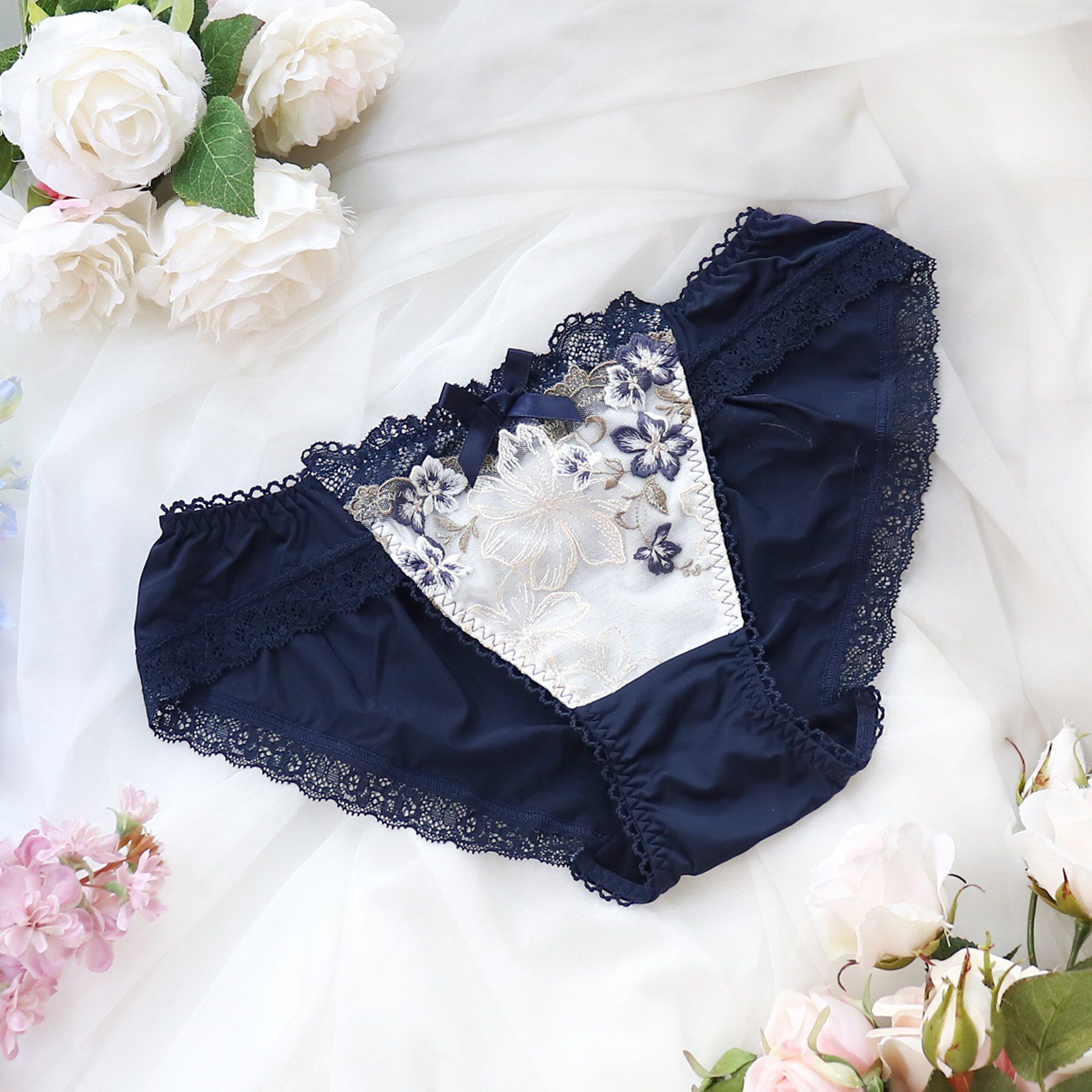 Risa Magli「ヴァレリー ノーマルショーツ」|インナー|ネイビー(094)