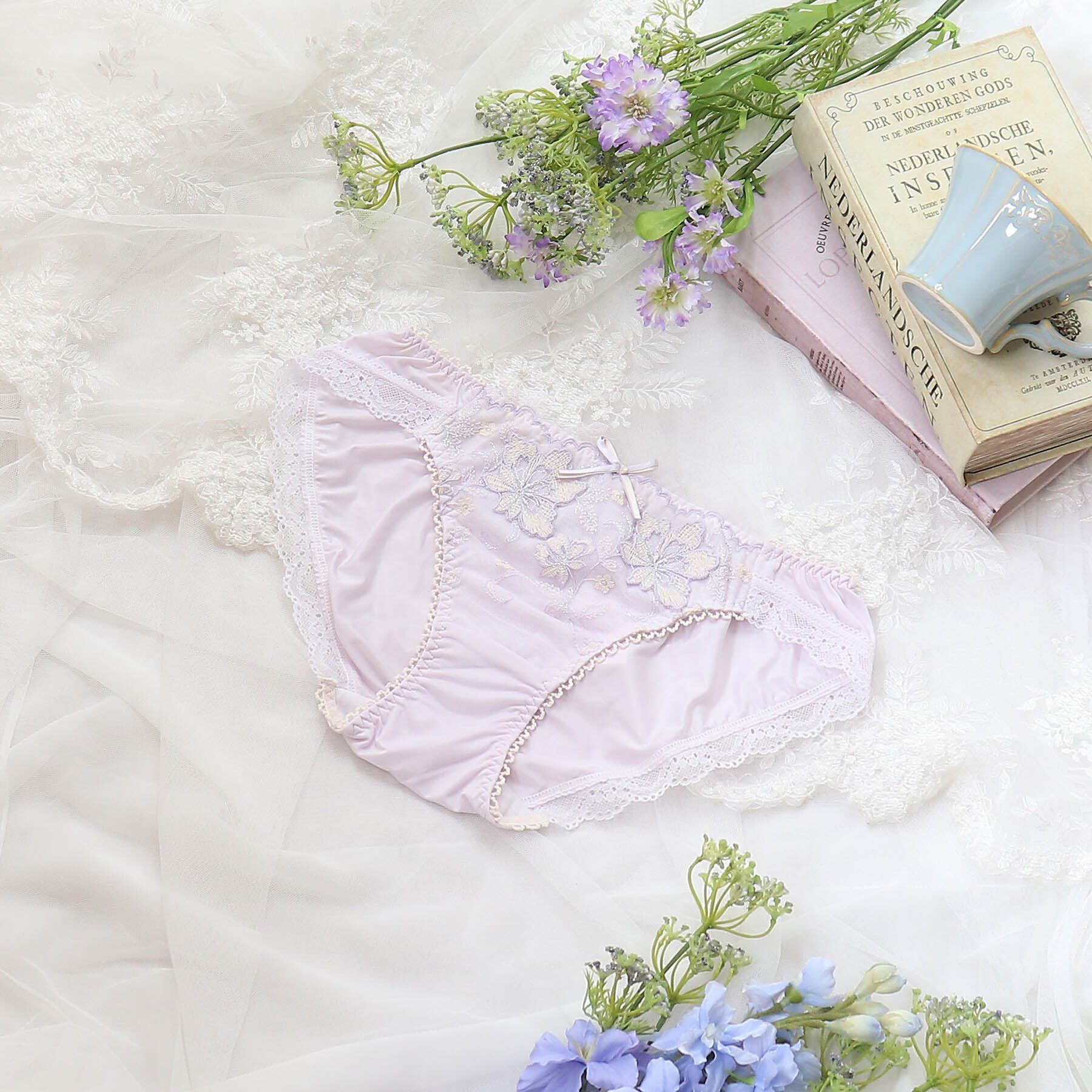 Risa Magli「ニーナ ノーマルショーツ」|インナー|ラベンダー(080)