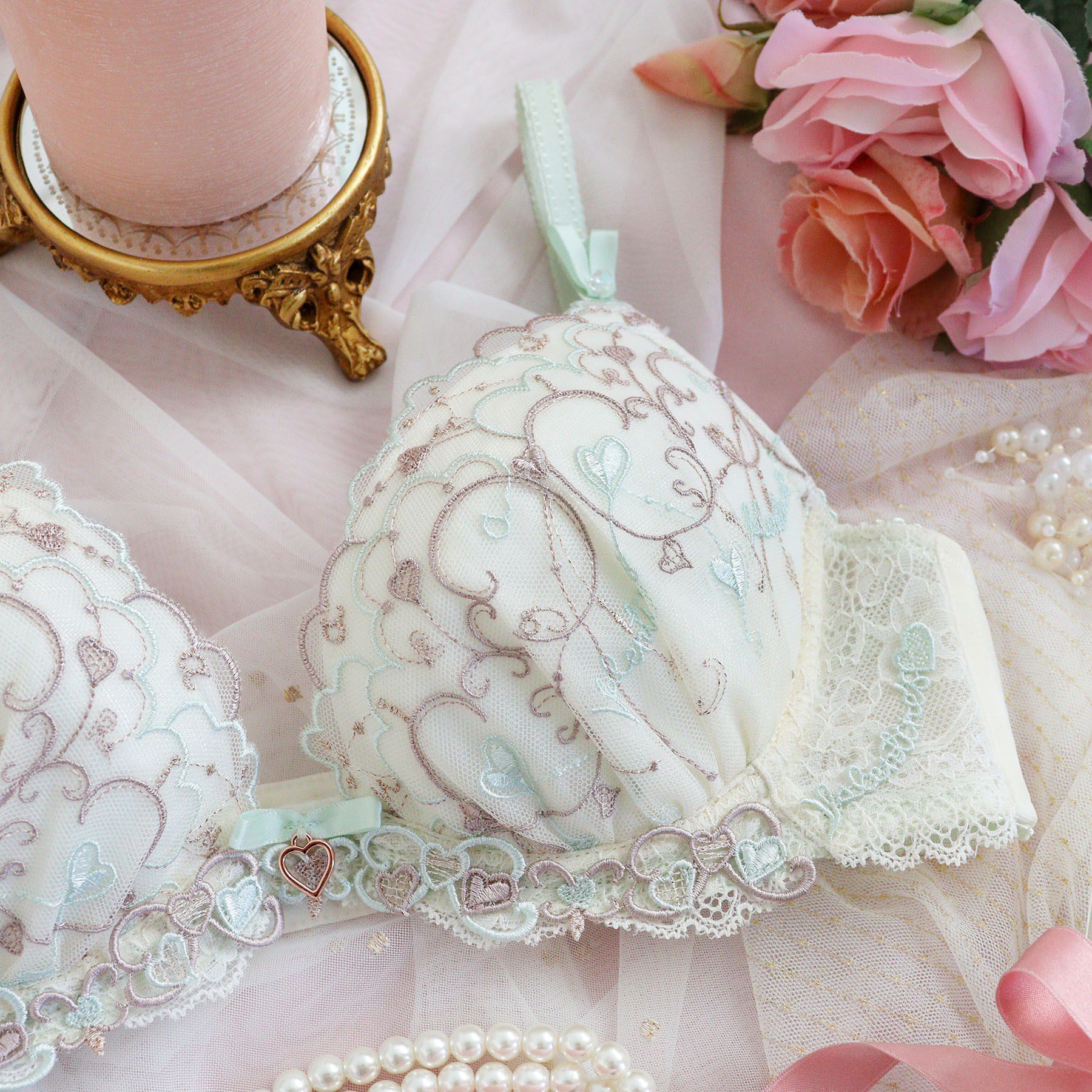 Risa Magli「ヘルティー ブラジャー (G-H) ＜Glamor Bra／サイドすっきりタイプ＞」|インナー|