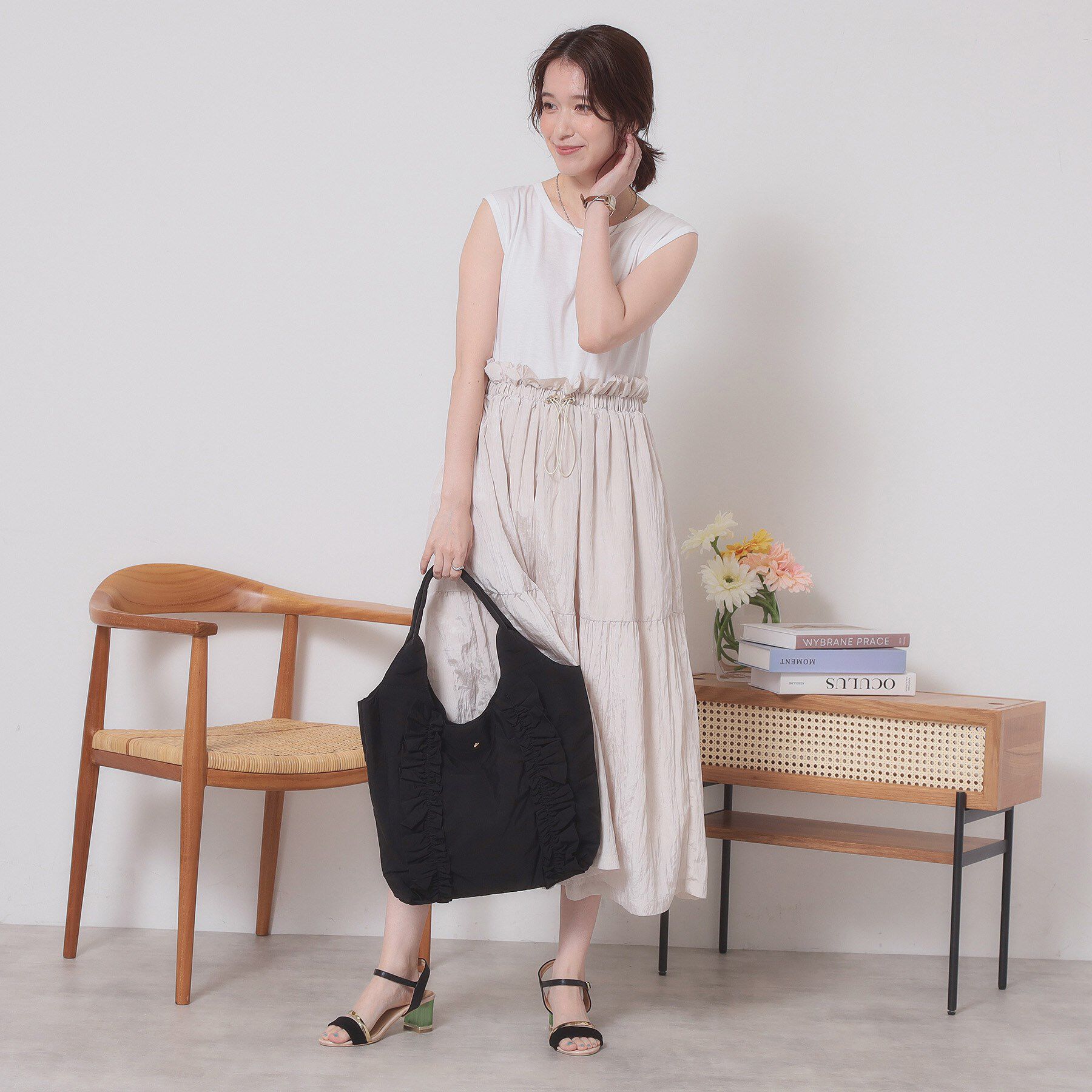 ITS&rsquo;DEMO「【A4対応】フリルラウンドトート」|トートバッグ|