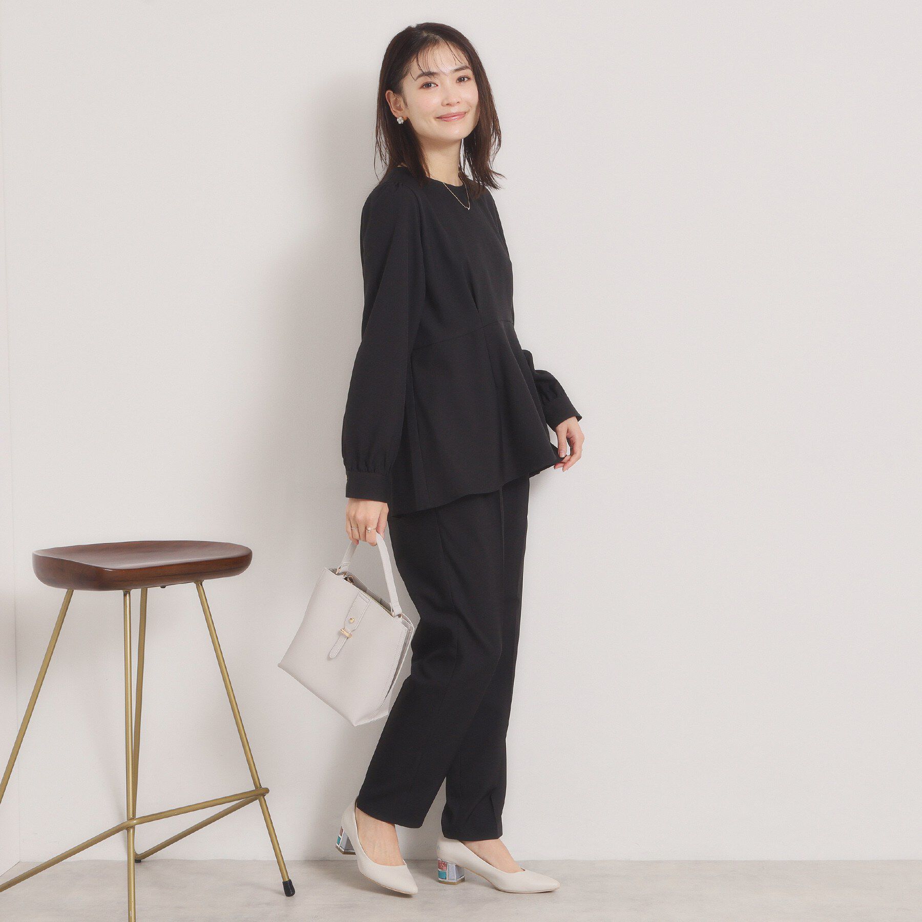 ITS&rsquo;DEMO「ツイルストレッチペプラムブラウス」|シャツ・ブラウス|