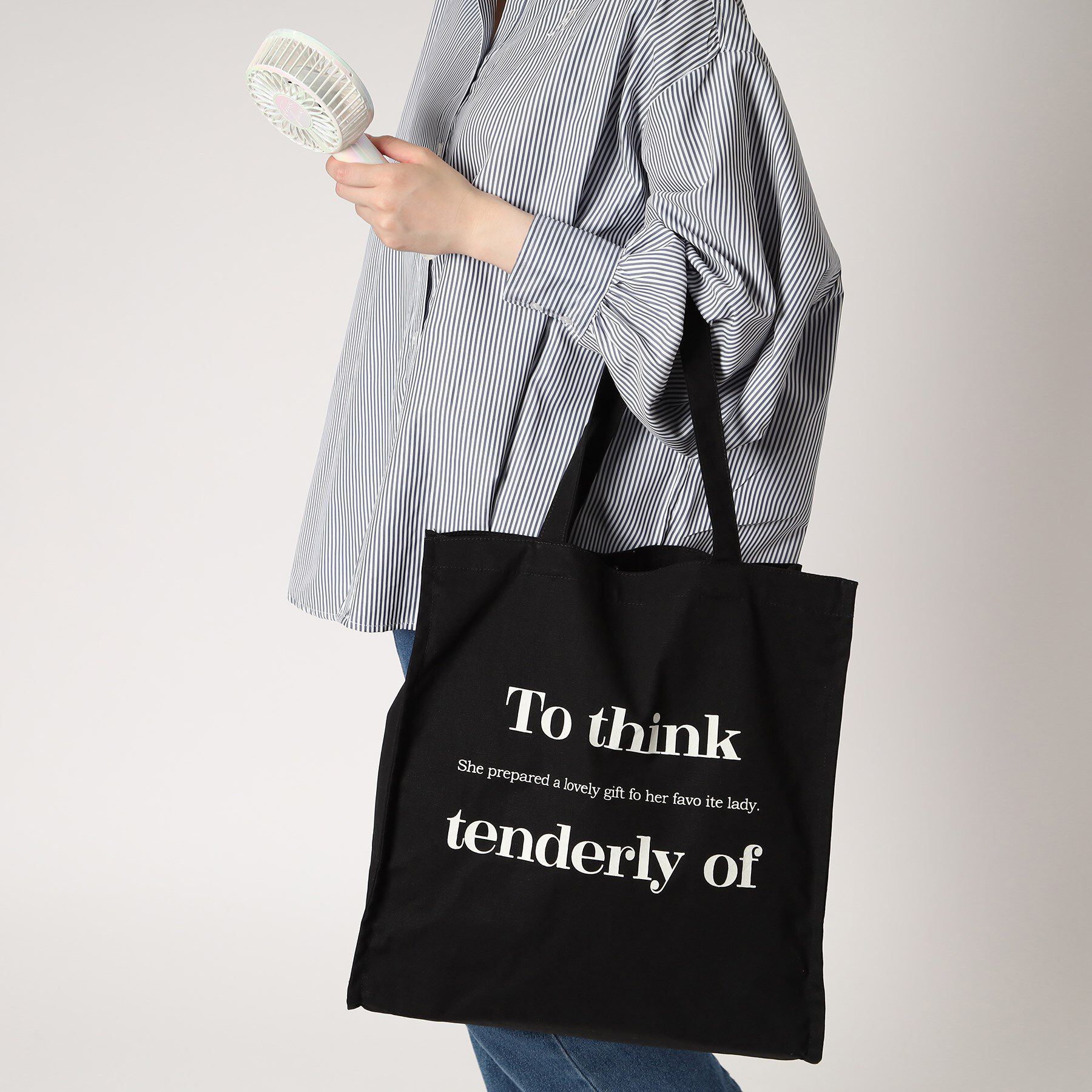 Ober Tashe「高評価レビュー！推し活に使える うちわトートバッグ」|トートバッグ|