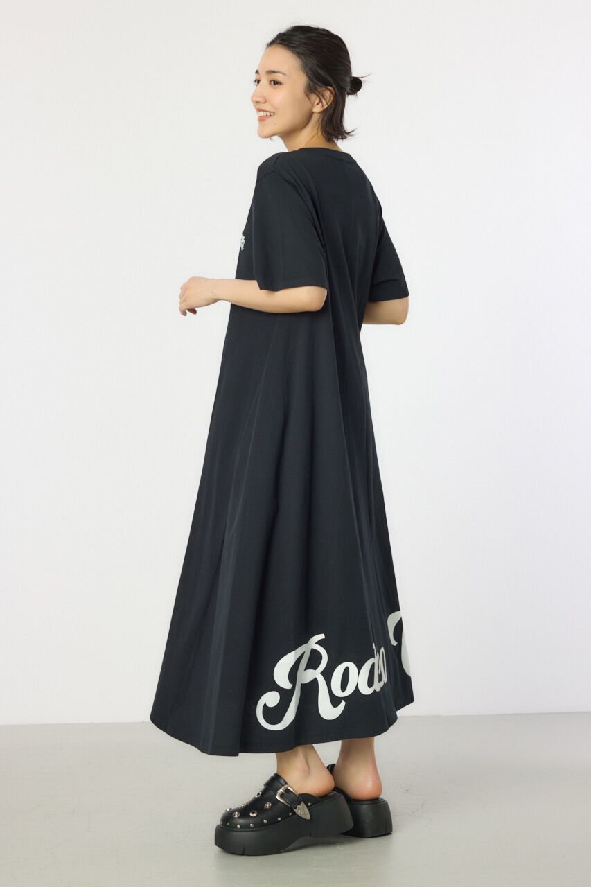 RODEO CROWNS「Vネックスクリプトロゴマキシワンピース」|ワンピース|BLK