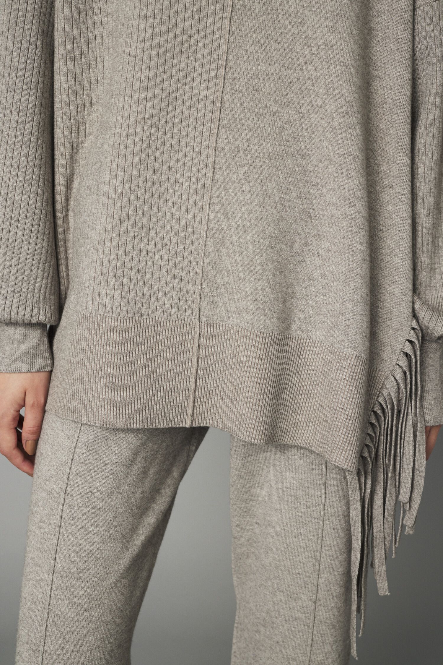 HeRIN.CYE「Fringe knit tops」|ニット・セーター|