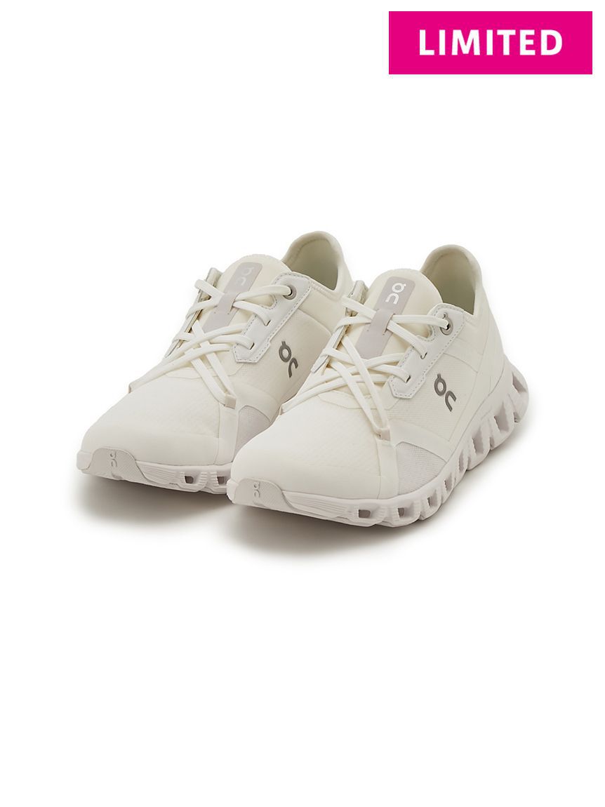 On「【emmi&times;ON】Cloud X 3 AD」|スニーカー|