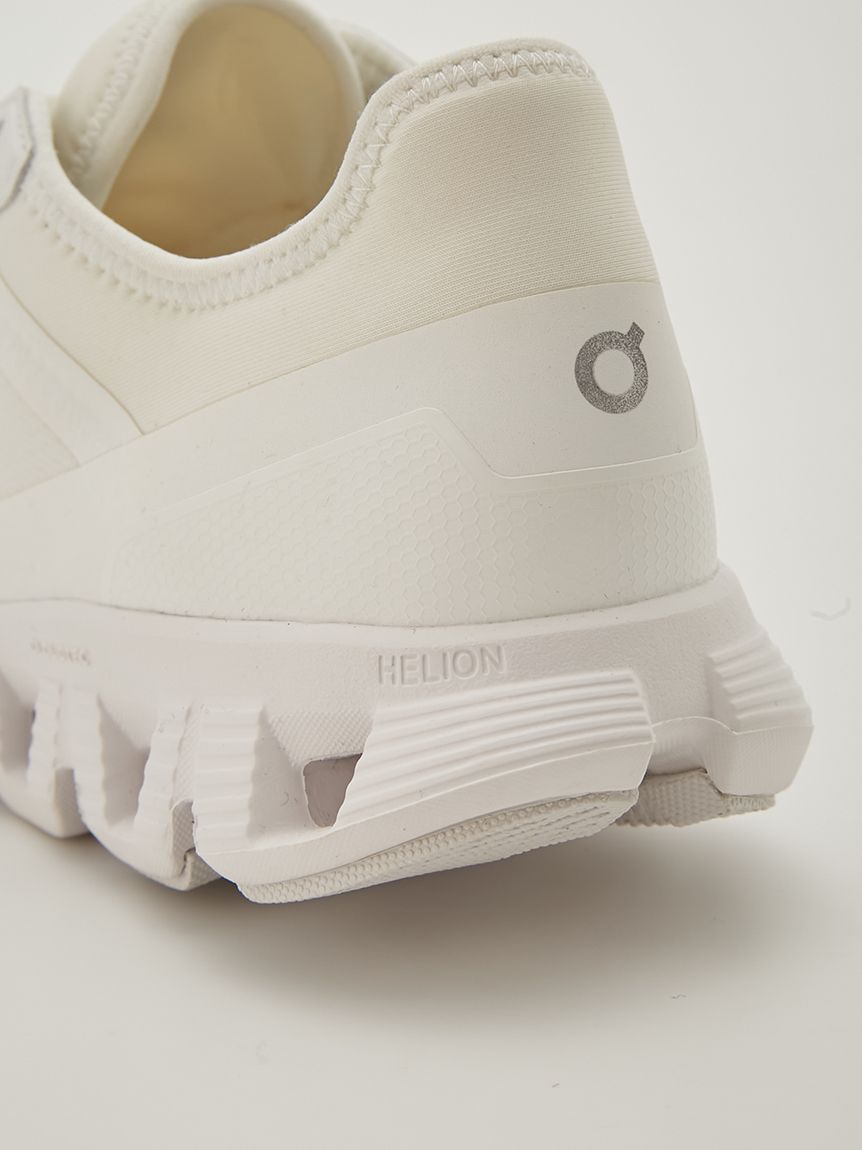 On「【emmi&times;ON】Cloud X 3 AD」|スニーカー|