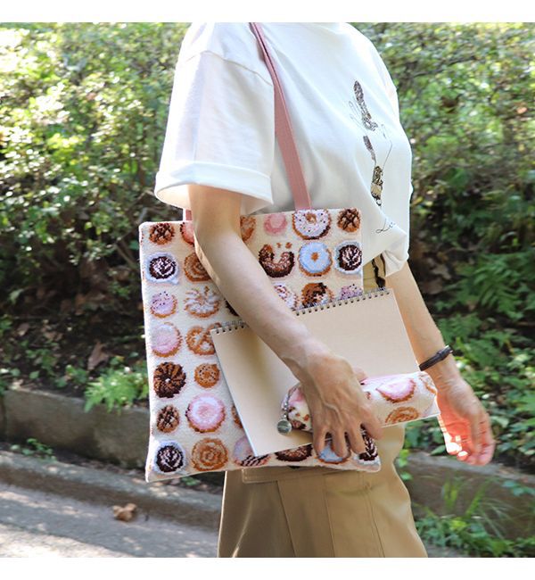 LOVERARY BY FEILER「モグモグドーナツ　トートバッグ　L/MOG-243171」|トートバッグ|