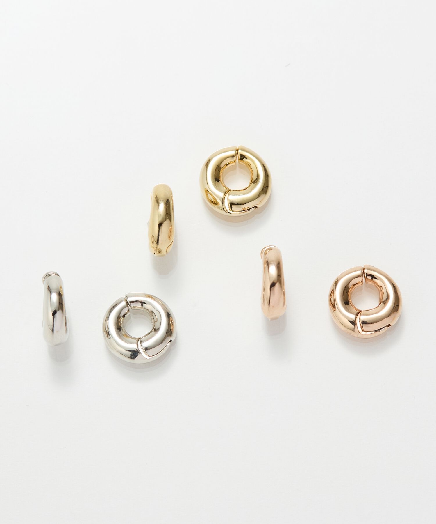 Phoebe「【金属アレルギー対応】シンプルフープスナップイヤリング　シルバー」|イヤリング|