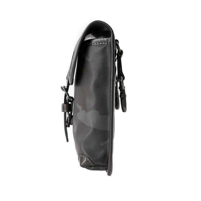 BACKYARD FAMILY「ショルダーバッグ メンズ 小さめ 通販 ミニショルダーバッグ 斜めがけ かっこいい スコッシュ」|ショルダー・メッセンジャー|