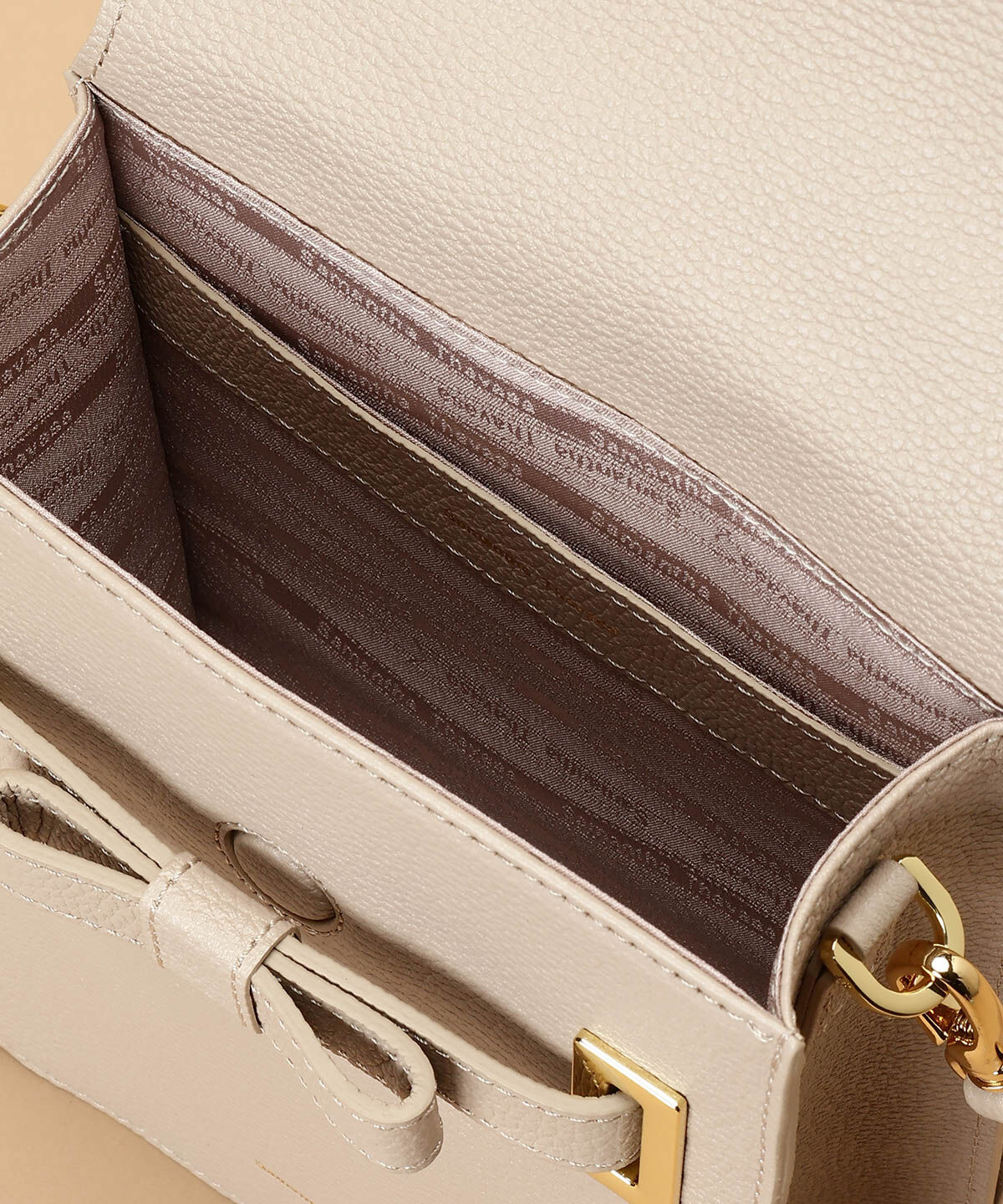 Samantha Thavasa「エムシュシュⅡ ショルダーバッグ 縦長サイズ」|ショルダー・メッセンジャー|