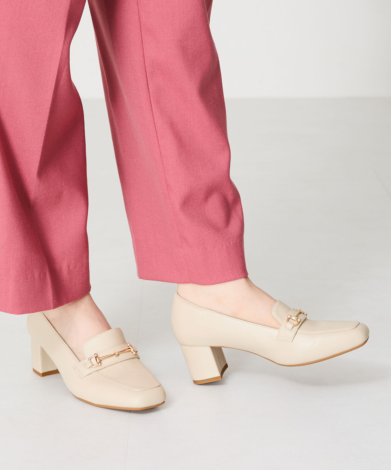 ORiental TRaffic「【跳べるパンプス/シリーズ累計１５０万足突破 】ビット ヒールローファー /R-3214 厚手クッション」|パンプス|