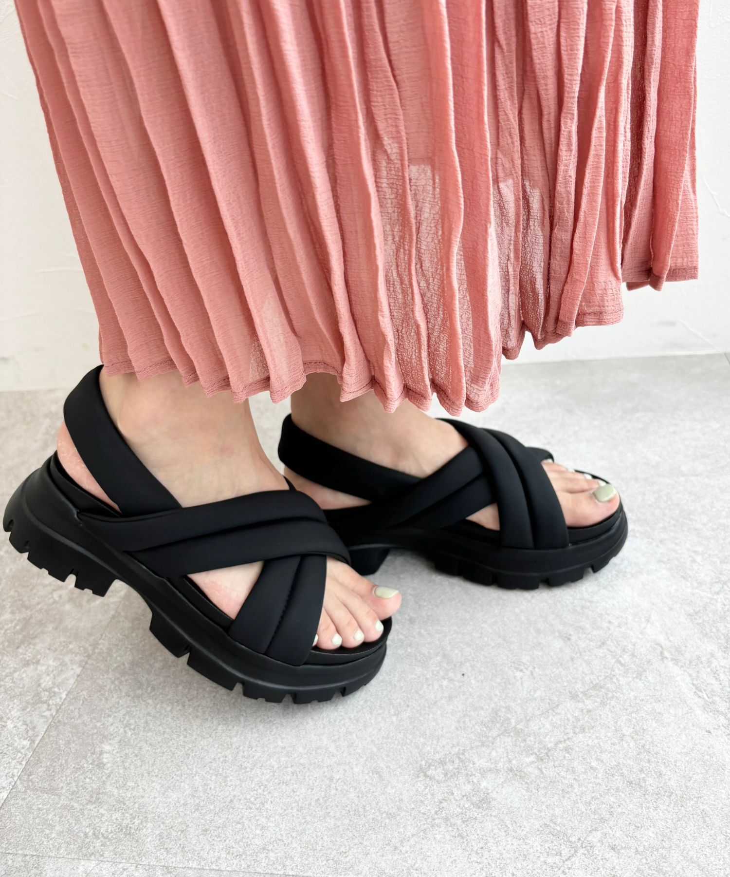 ORiental TRaffic「【WEB限定】クロスベルト厚底サンダル/41243」|サンダル|