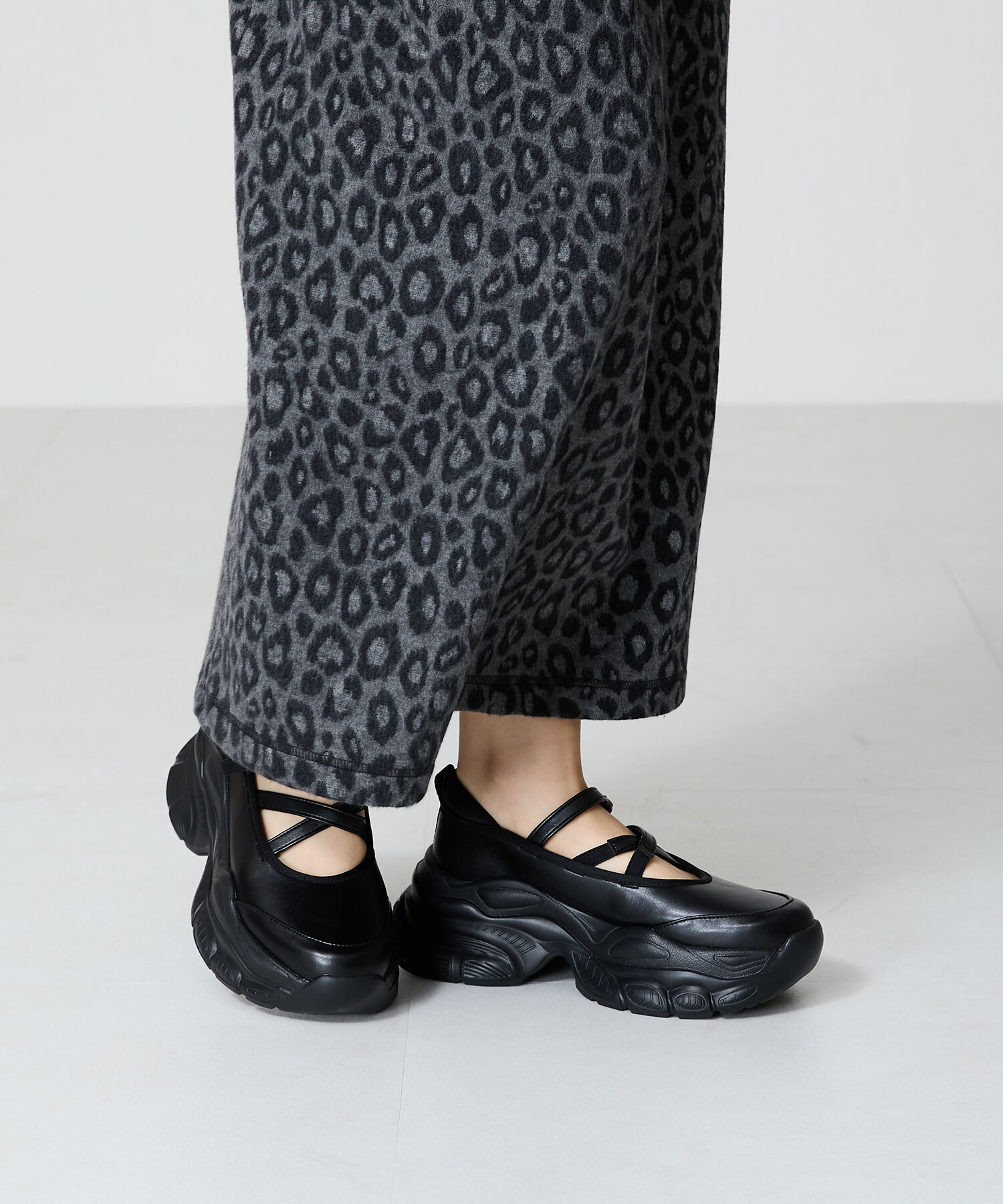 ORiental TRaffic「2024秋冬新作スニーカーソールメリージェーンシューズ/41321」|スニーカー|