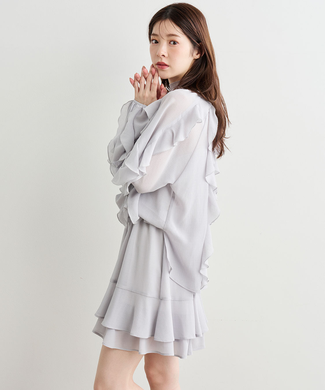 COCO DEAL 岡崎紗絵さんコラボ】カスケードボウタイフリルミニワンピース 岡崎紗絵さんコラボ】カスケードボウタイフリルミニワンピース（COCO