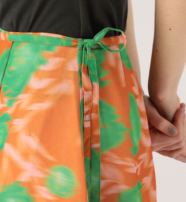 TOMORROWLAND BUYING WEAR「GANNI フラワーラップスカート」|フレア|