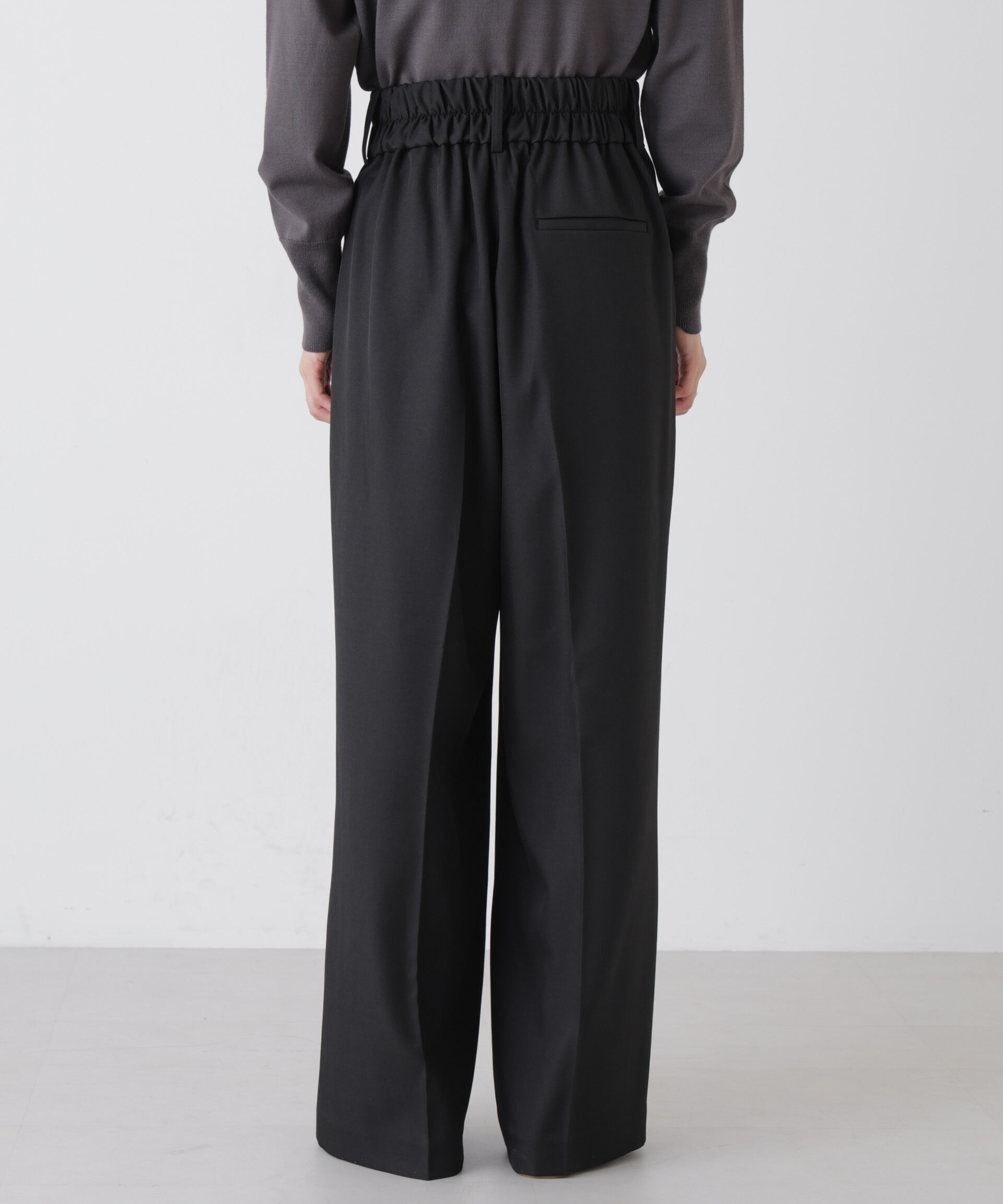 nano･universe「ハイウエストツータックワイドパンツ」|チノ|