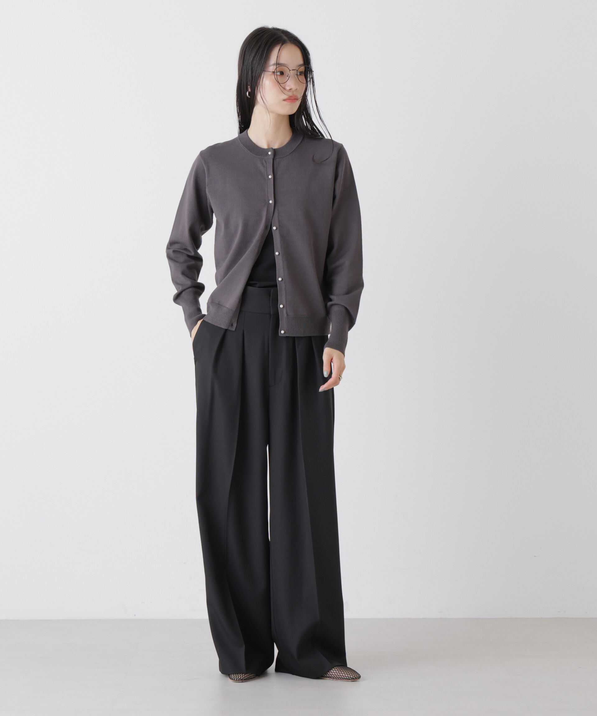 nano･universe「ハイウエストツータックワイドパンツ」|チノ|