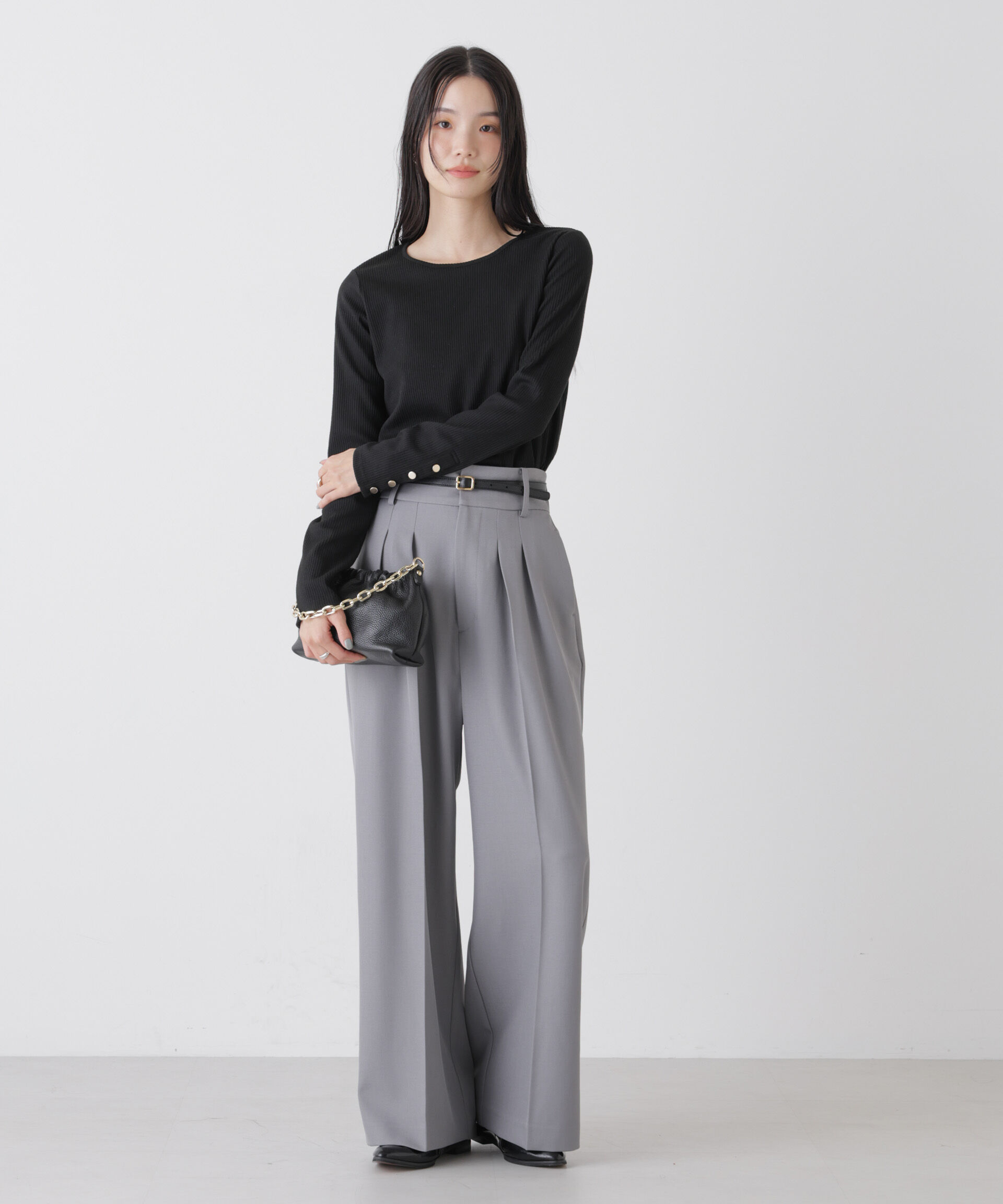 nano･universe「ハイウエストツータックワイドパンツ」|チノ|