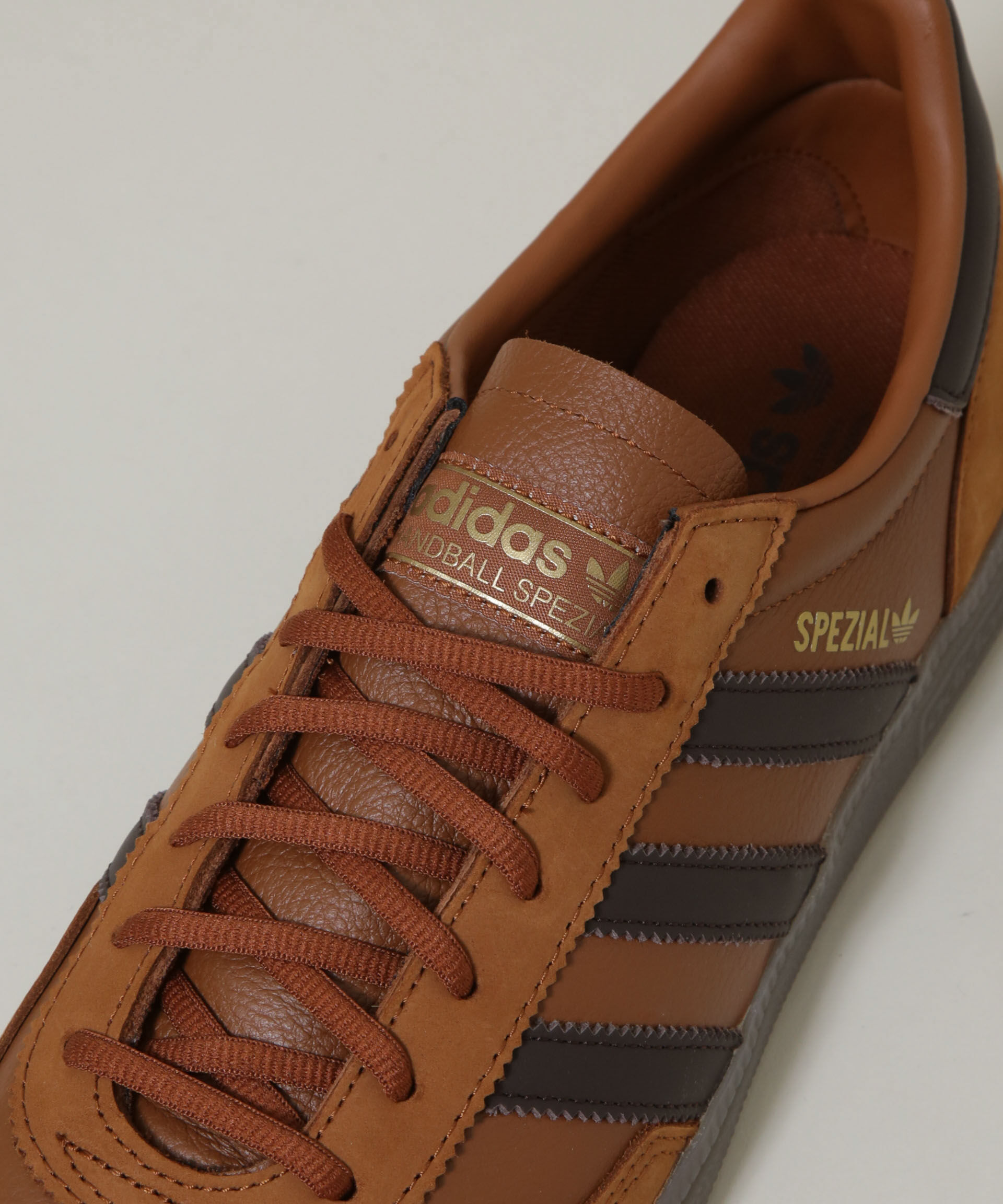 nano･universe「adidas/HANDBALL SPEZIAL」|スニーカー|