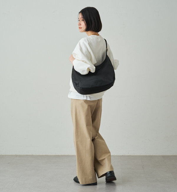  「クラウズナイロンラウンドビッグショルダーバッグ」|ショルダー・メッセンジャー|