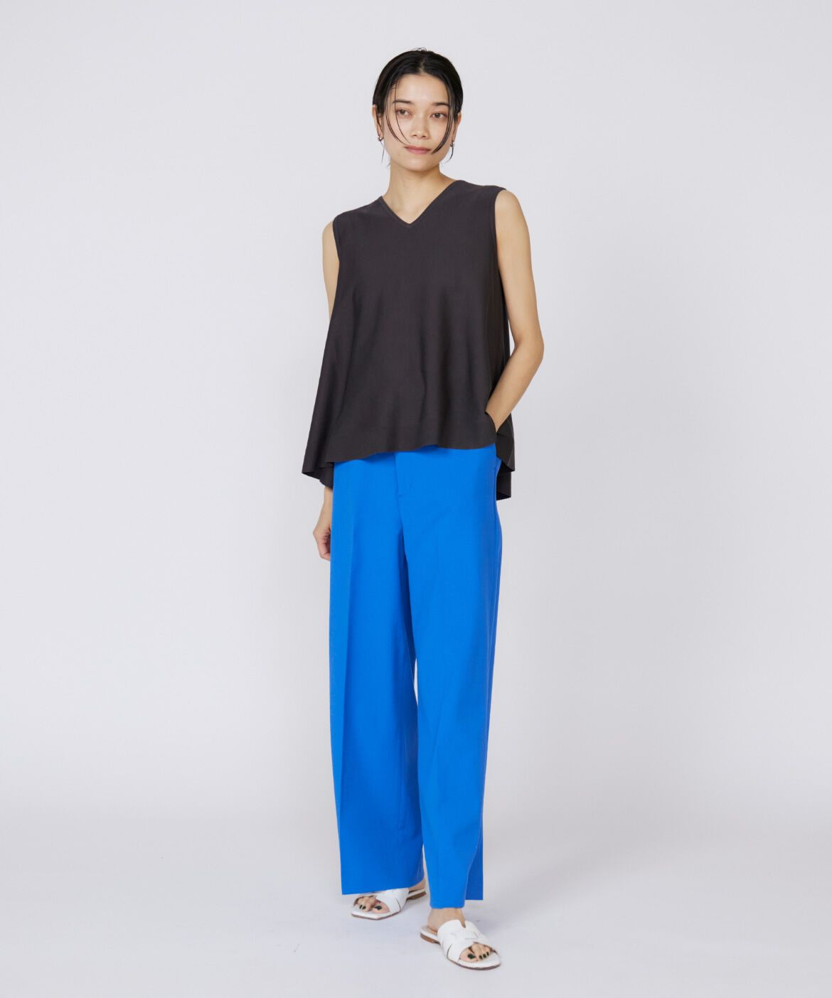 INED「《大きいサイズ》シェルタリングドライ美脚ワイドパンツ」|スラックス|