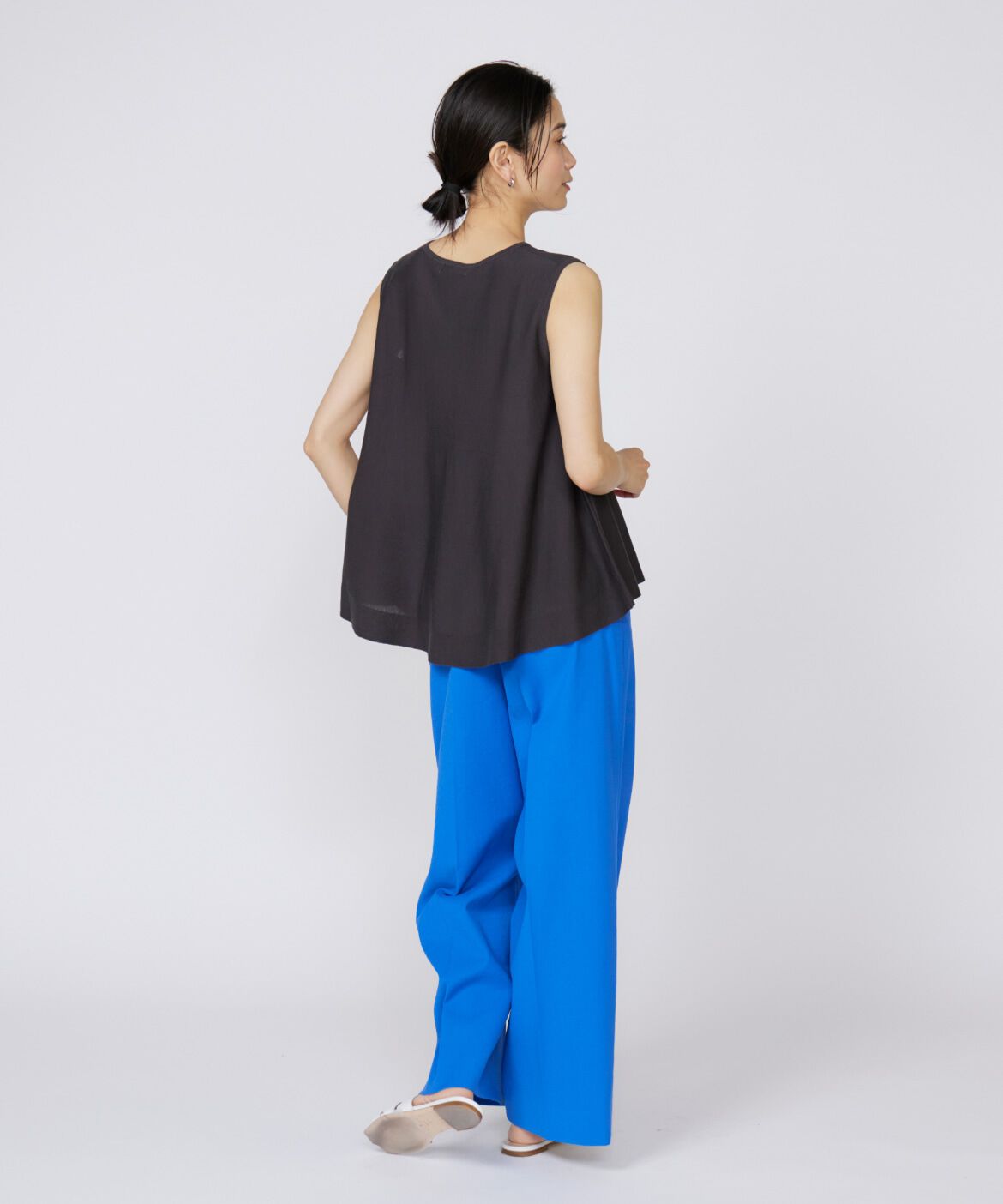 INED「《大きいサイズ》シェルタリングドライ美脚ワイドパンツ」|スラックス|