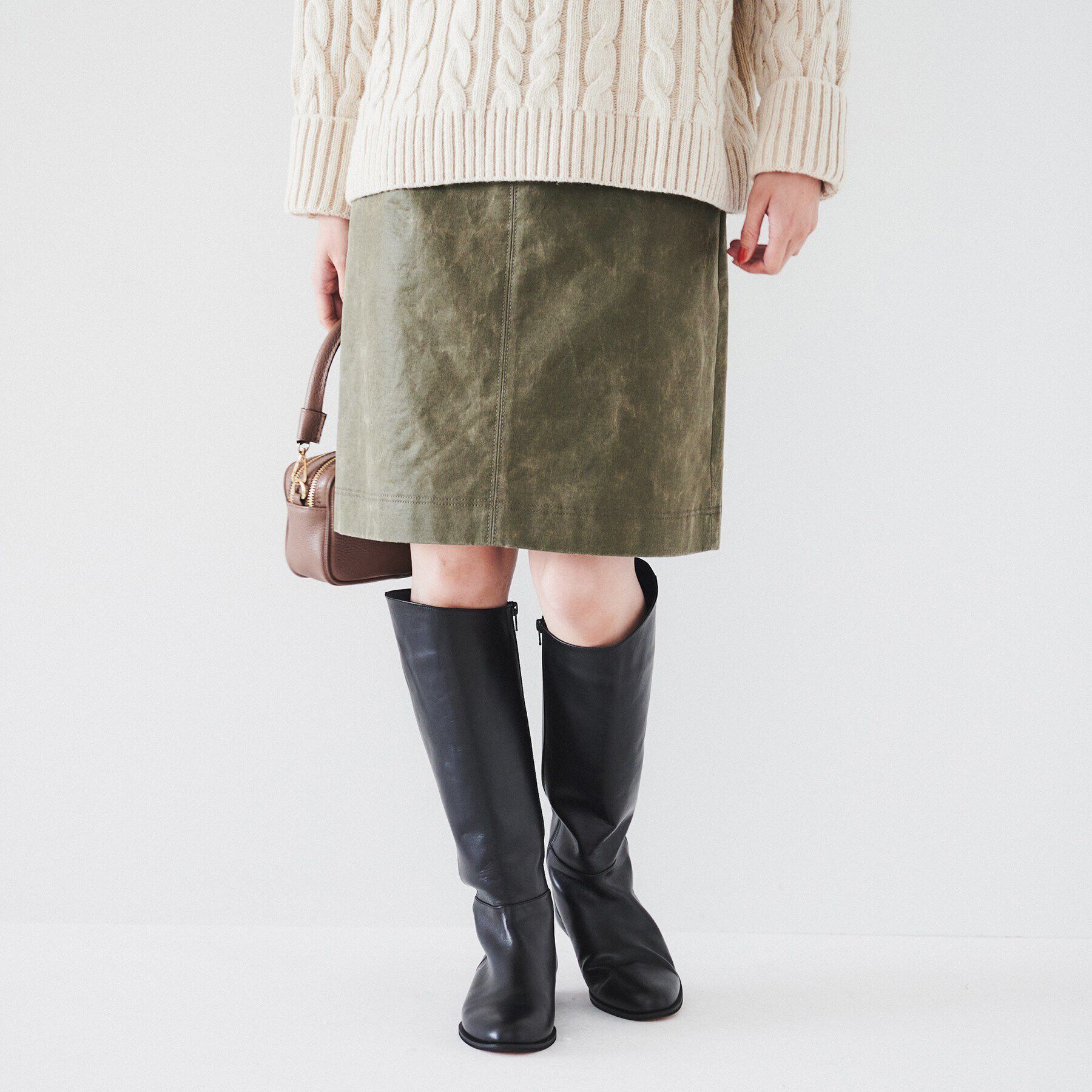 UNTITLED「【日本製/ヴィンテージ感】レザー調ミニスカート」|スカート|カーキ(027)