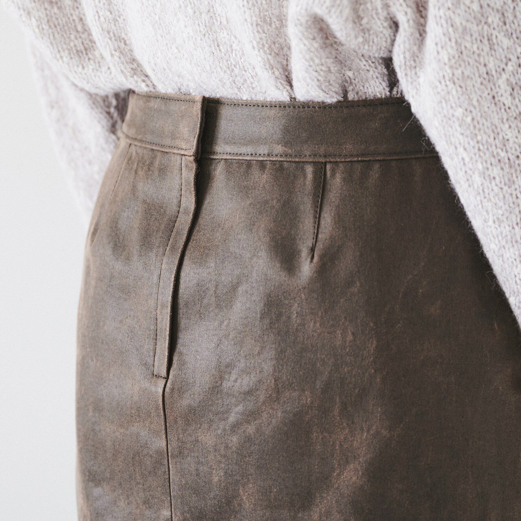 UNTITLED「【日本製/ヴィンテージ感】レザー調ミニスカート」|スカート|