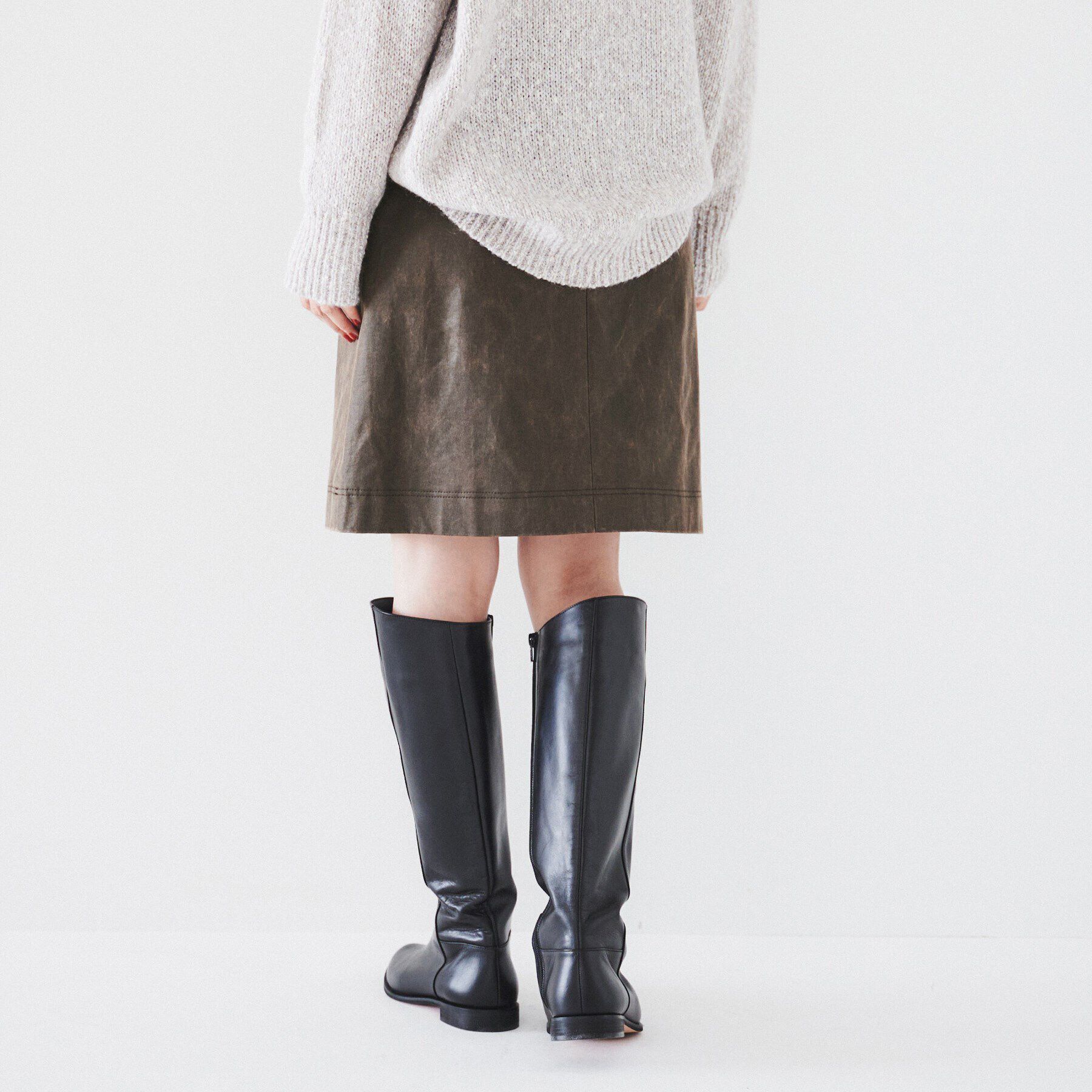 UNTITLED「【日本製/ヴィンテージ感】レザー調ミニスカート」|スカート|